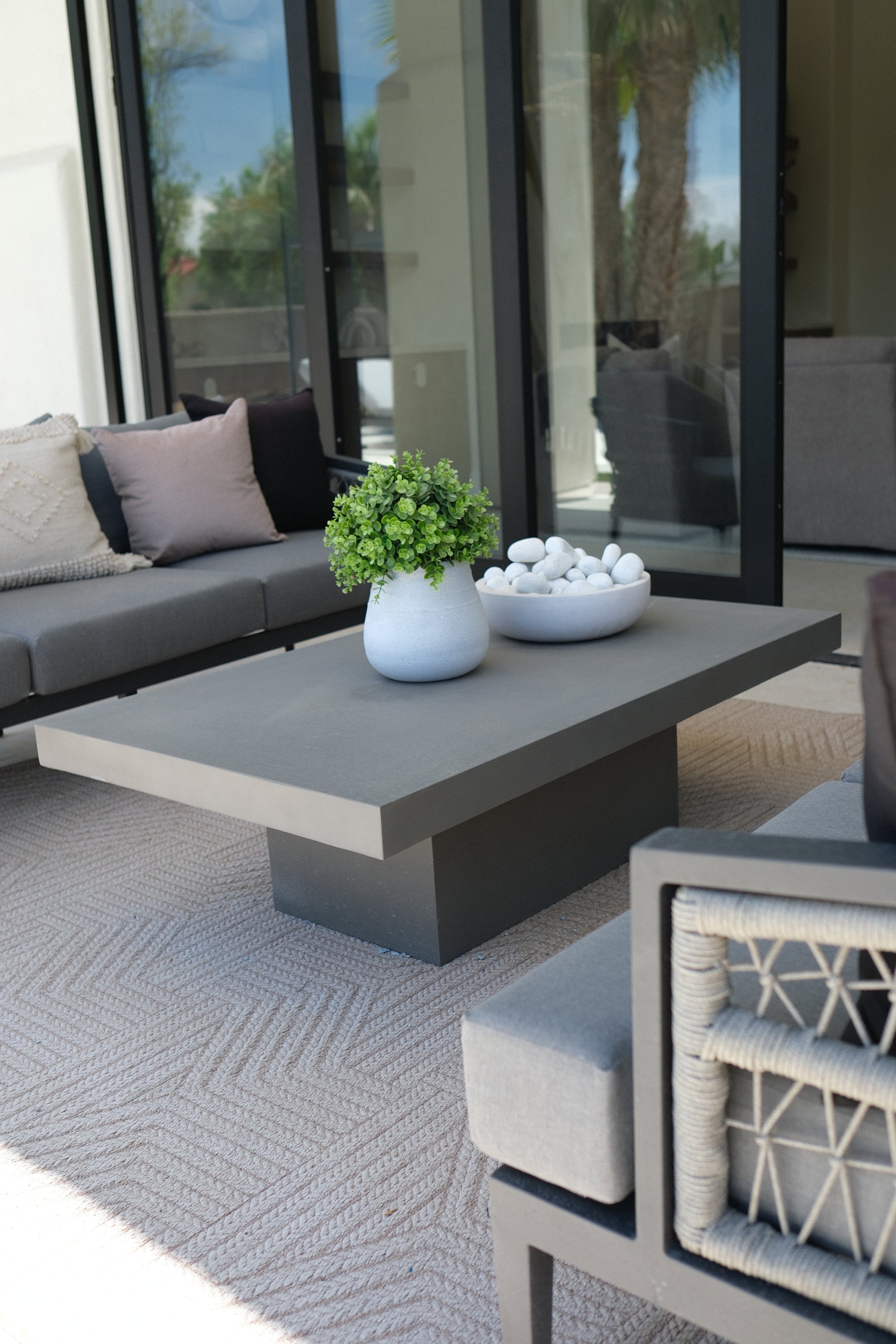 51"l CONCRETE OUTDOOR COFFEE TABLE