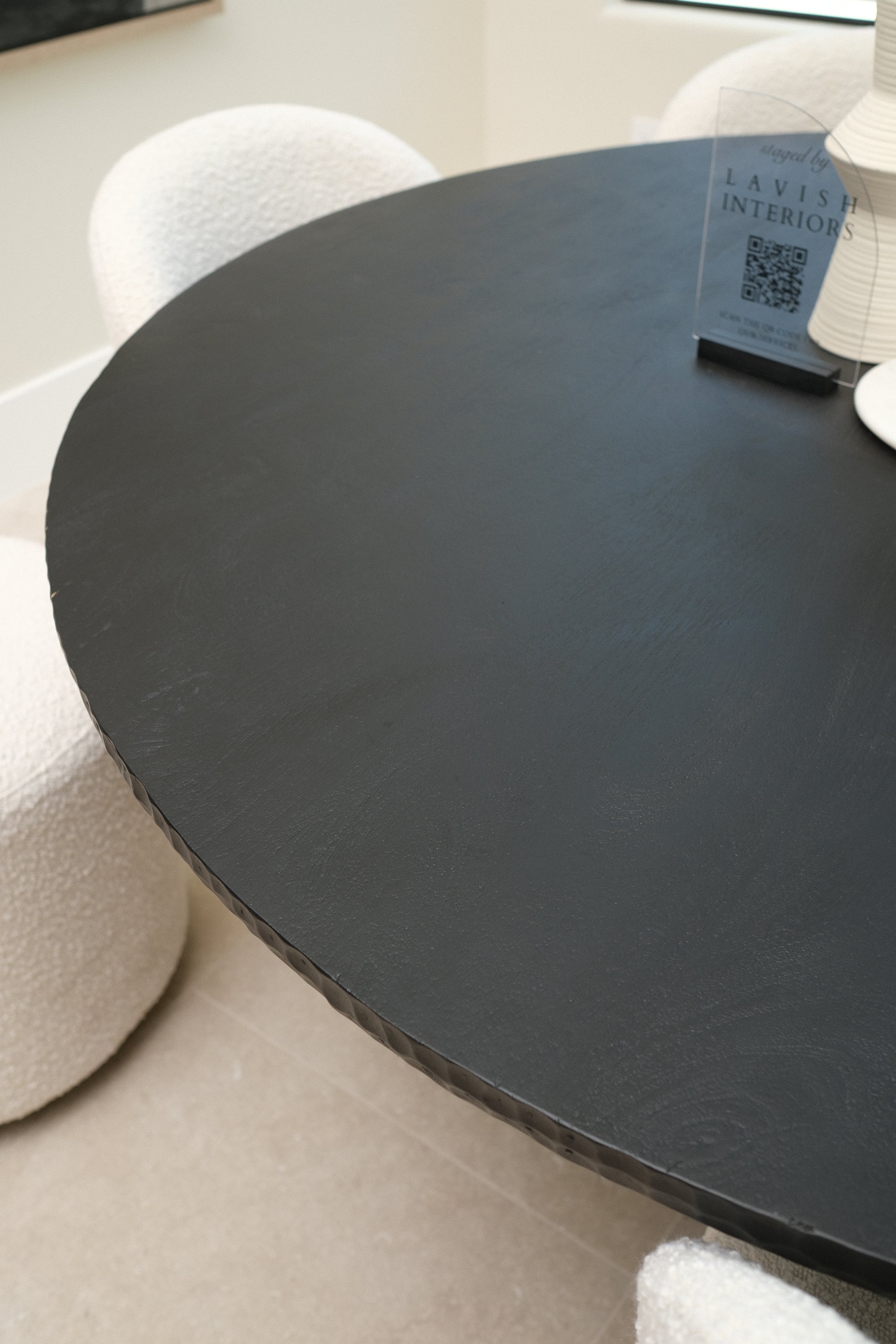 60"R BLACK ROUND TABLE