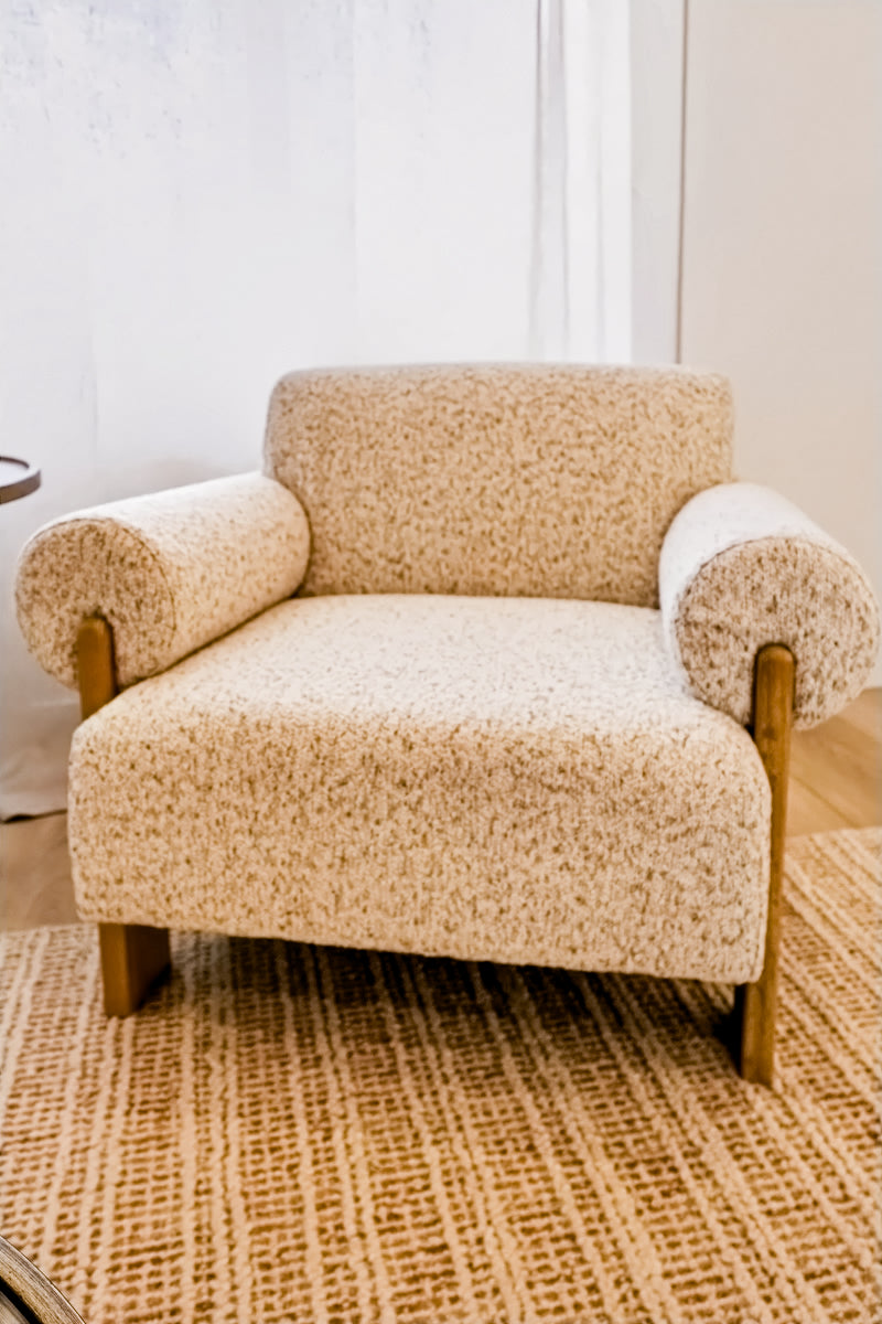 ROLLED ARMS ACCENT CHAIR B