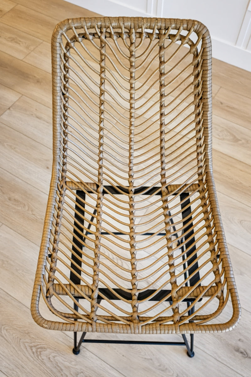 BUCKET SEAT BARSTOOL NATURAL B