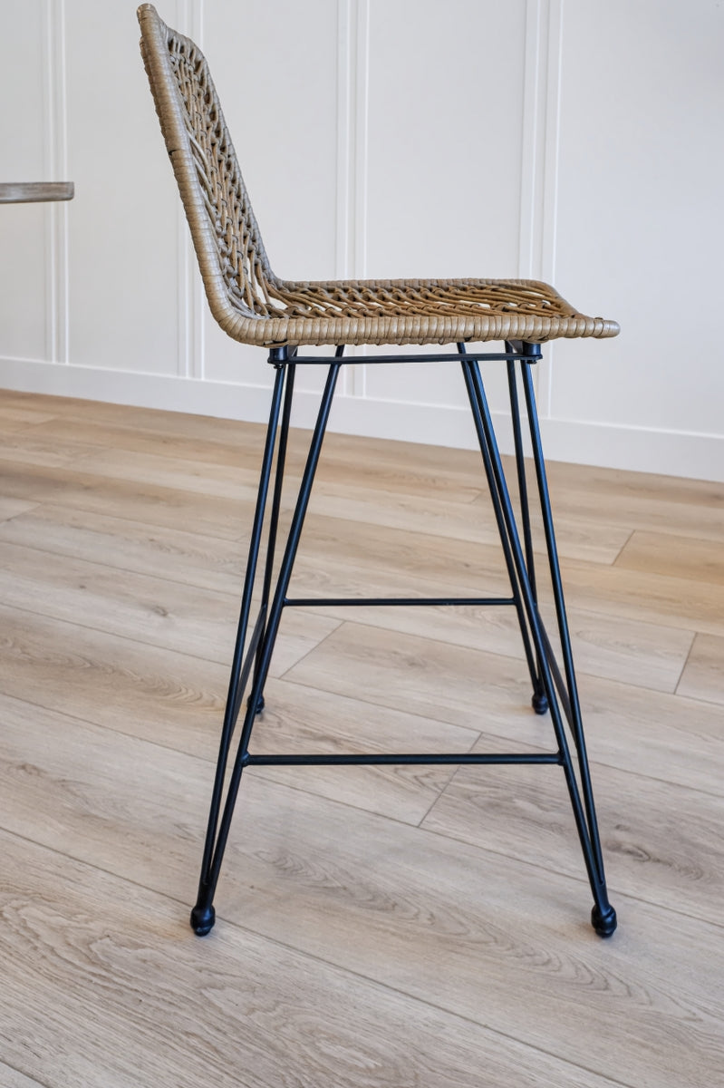BUCKET SEAT BARSTOOL NATURAL C