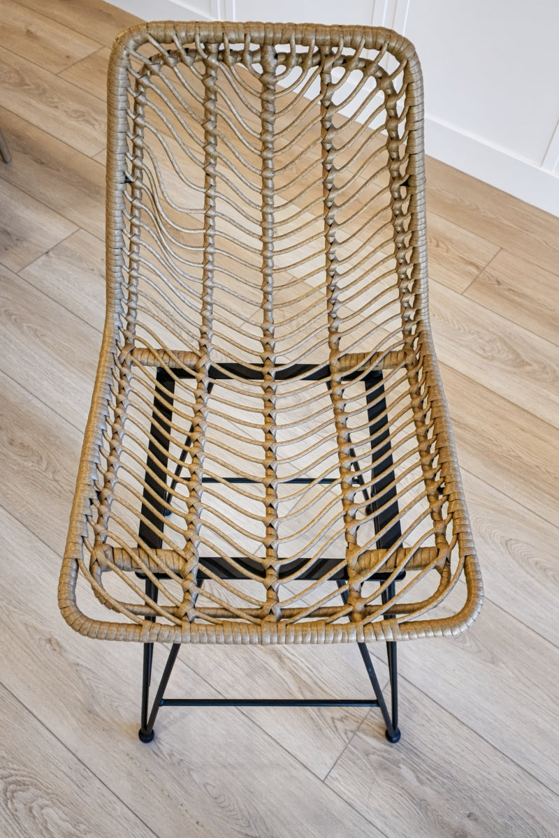 BUCKET SEAT BARSTOOL NATURAL C