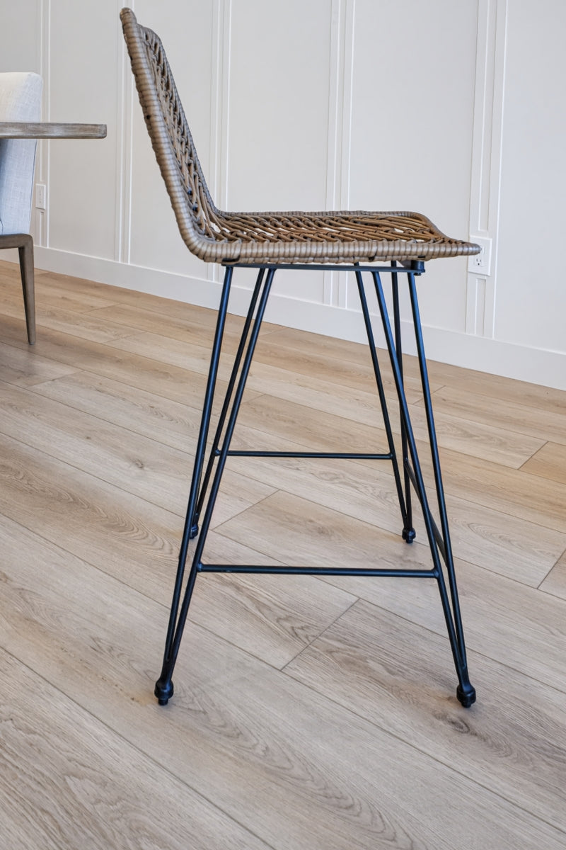 BUCKET SEAT BARSTOOL NATURAL E