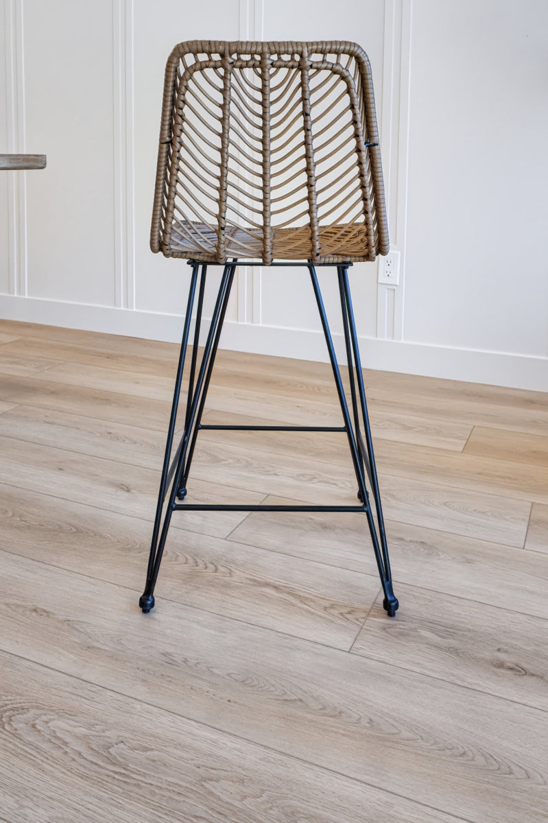 BUCKET SEAT BARSTOOL NATURAL E