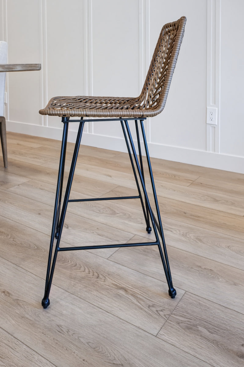BUCKET SEAT BARSTOOL NATURAL E