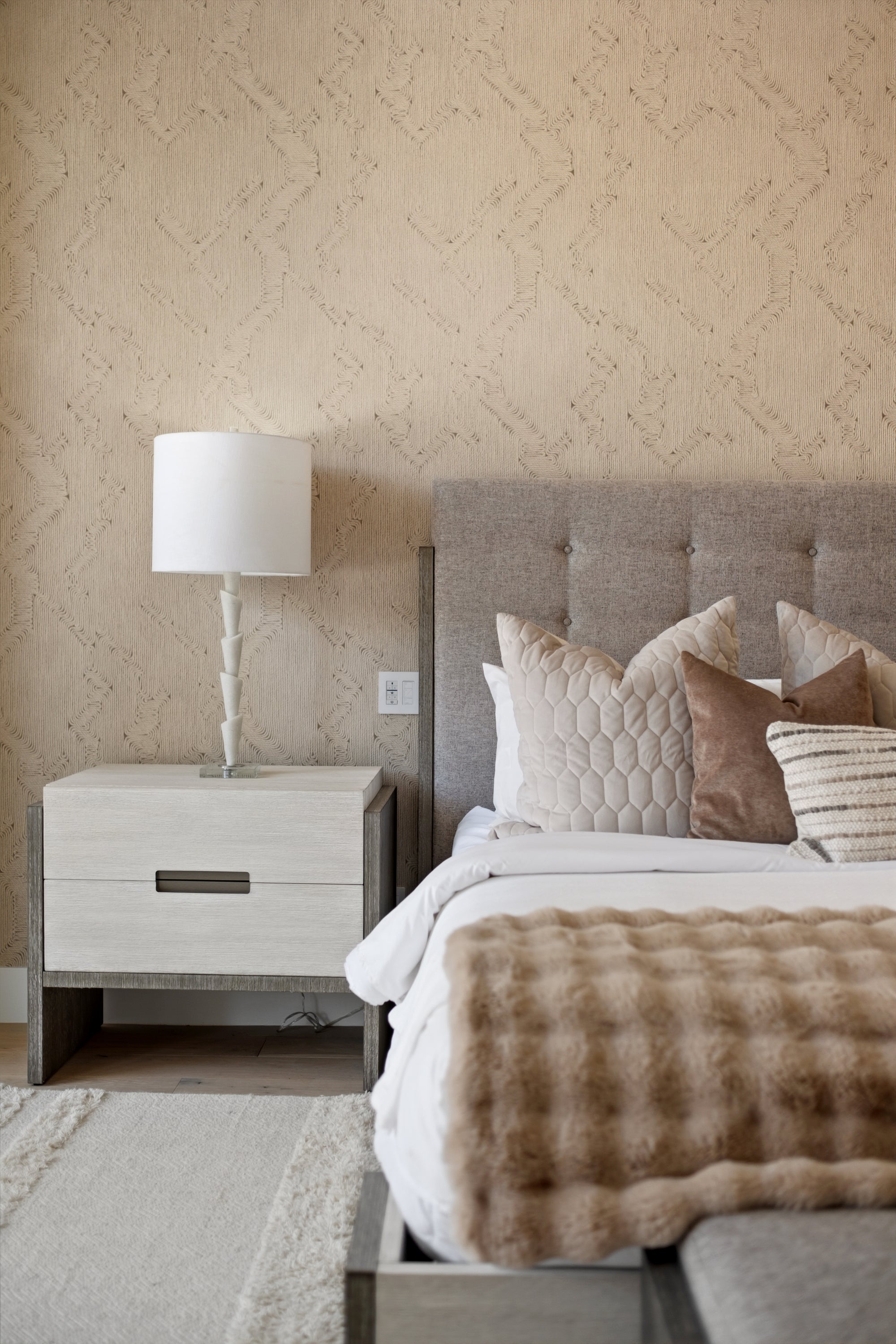 34"L TWO-TONE NIGHTSTAND 1