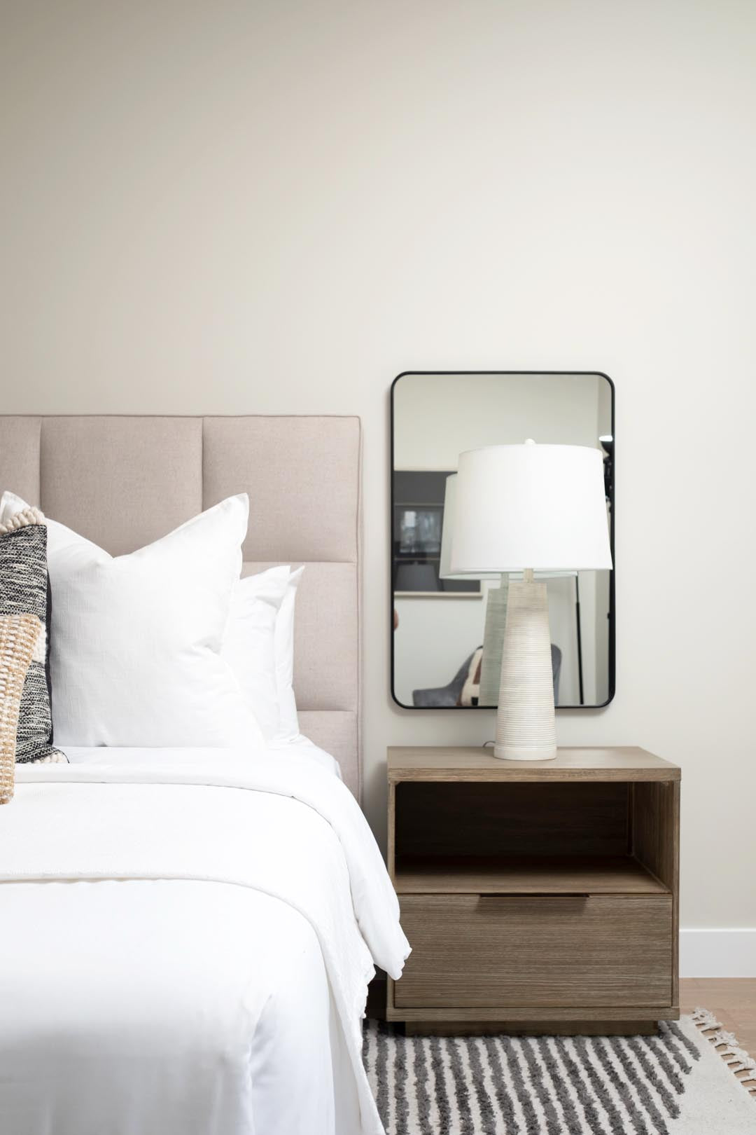 27"L ACACIA NIGHTSTAND 2