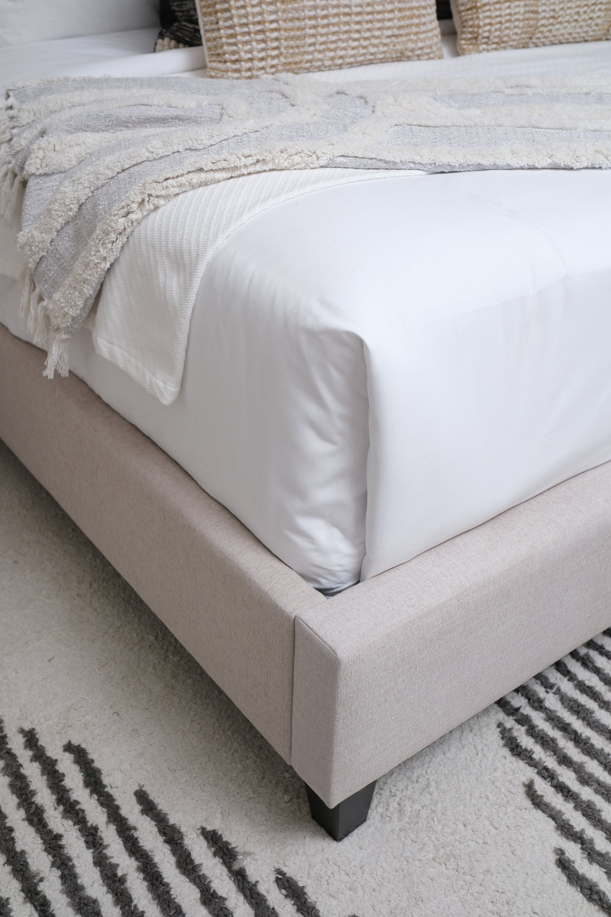 60"H TUFTED EASTERN KING BED, COMPLETE