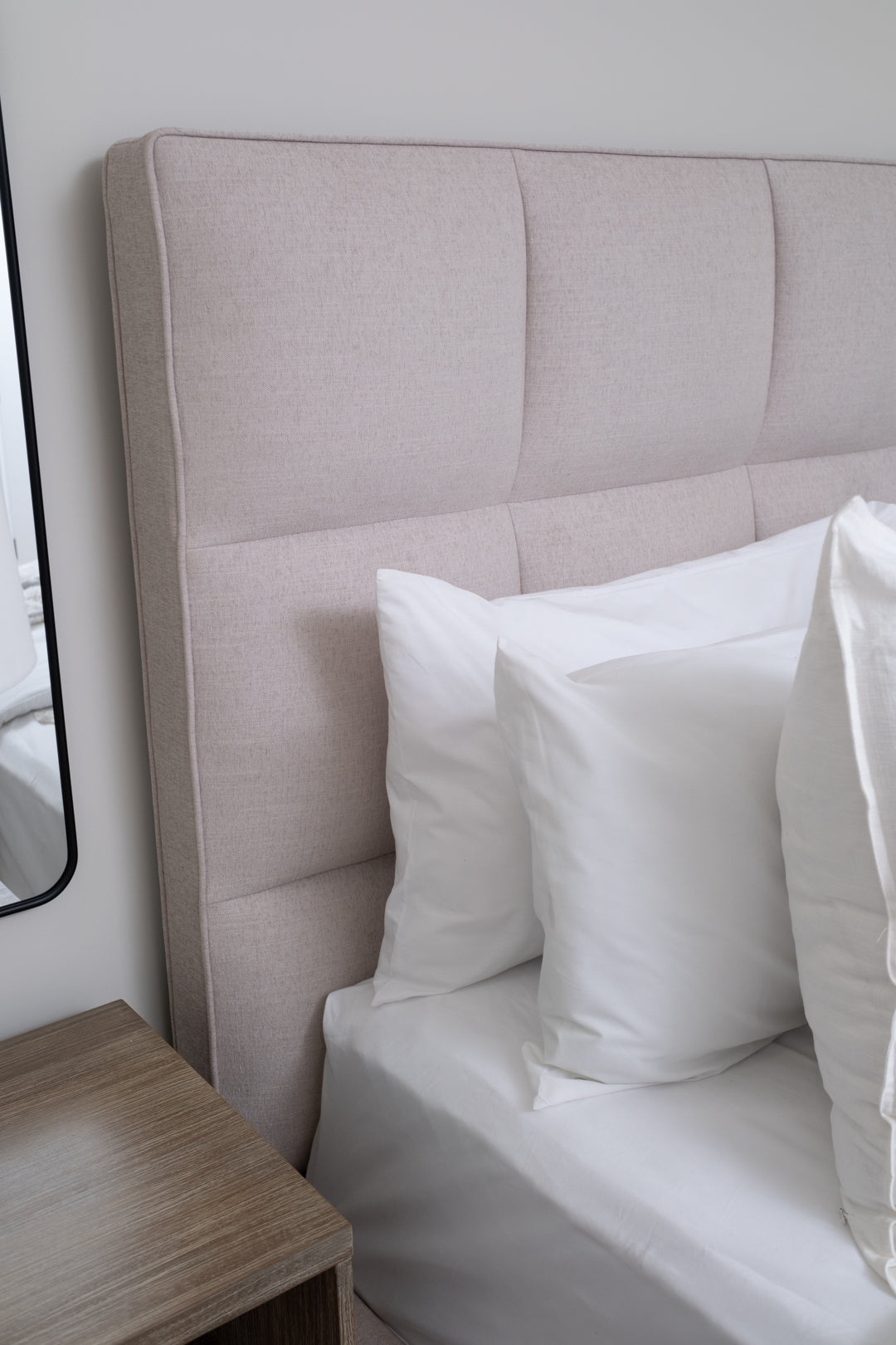 60"H TUFTED EASTERN KING BED, COMPLETE