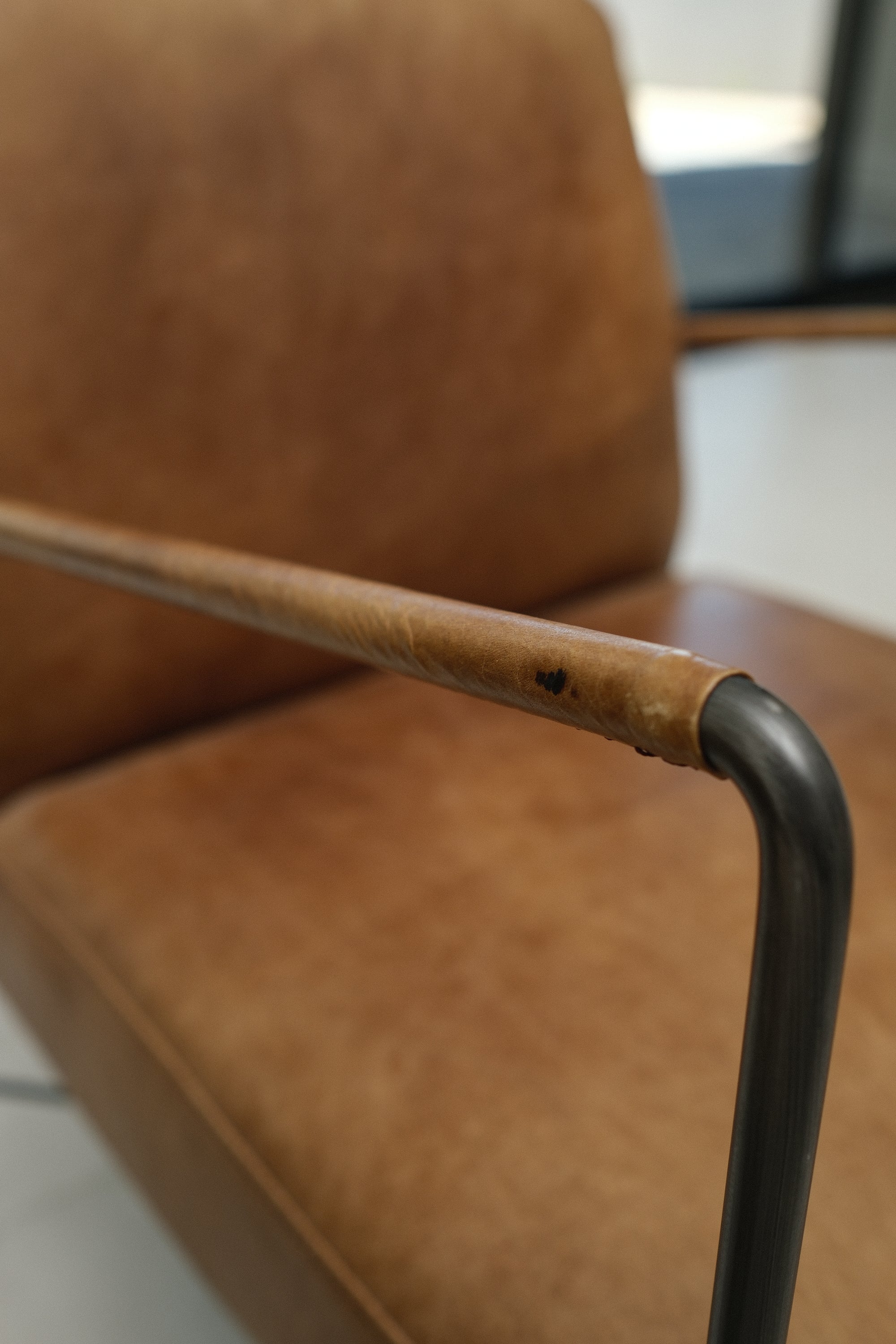 BROWN LEATHER CHAIR 2