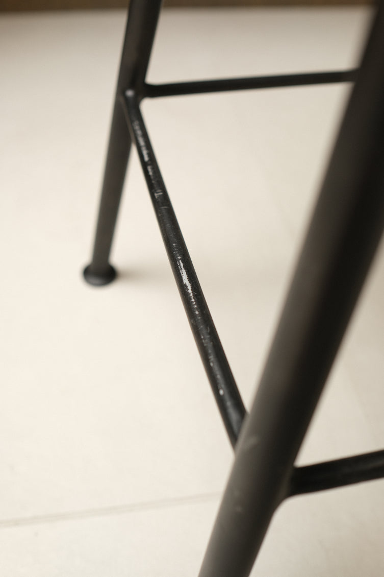 SWIVEL DRIFTWOOD BARSTOOL B
