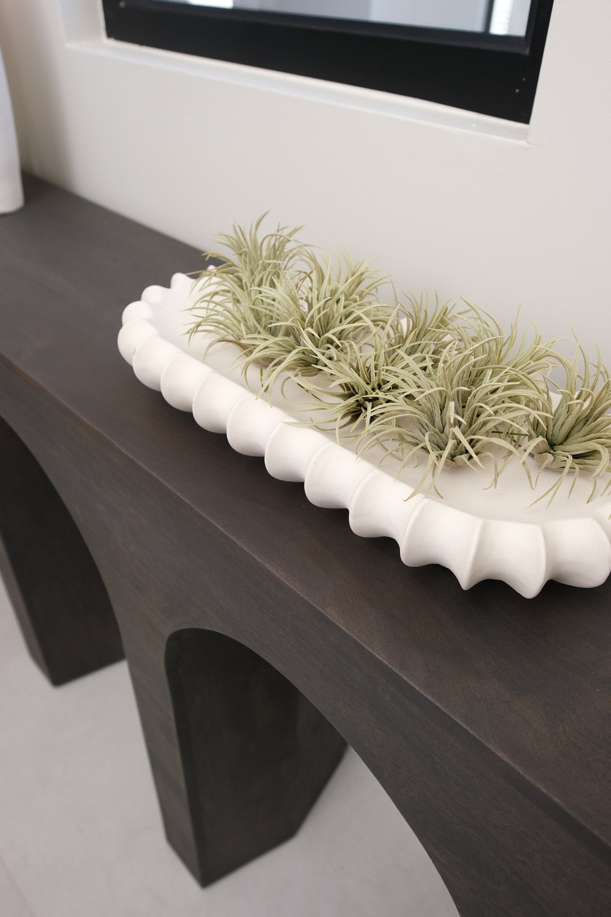 60"L 3-ARCH DESIGN CONSOLE