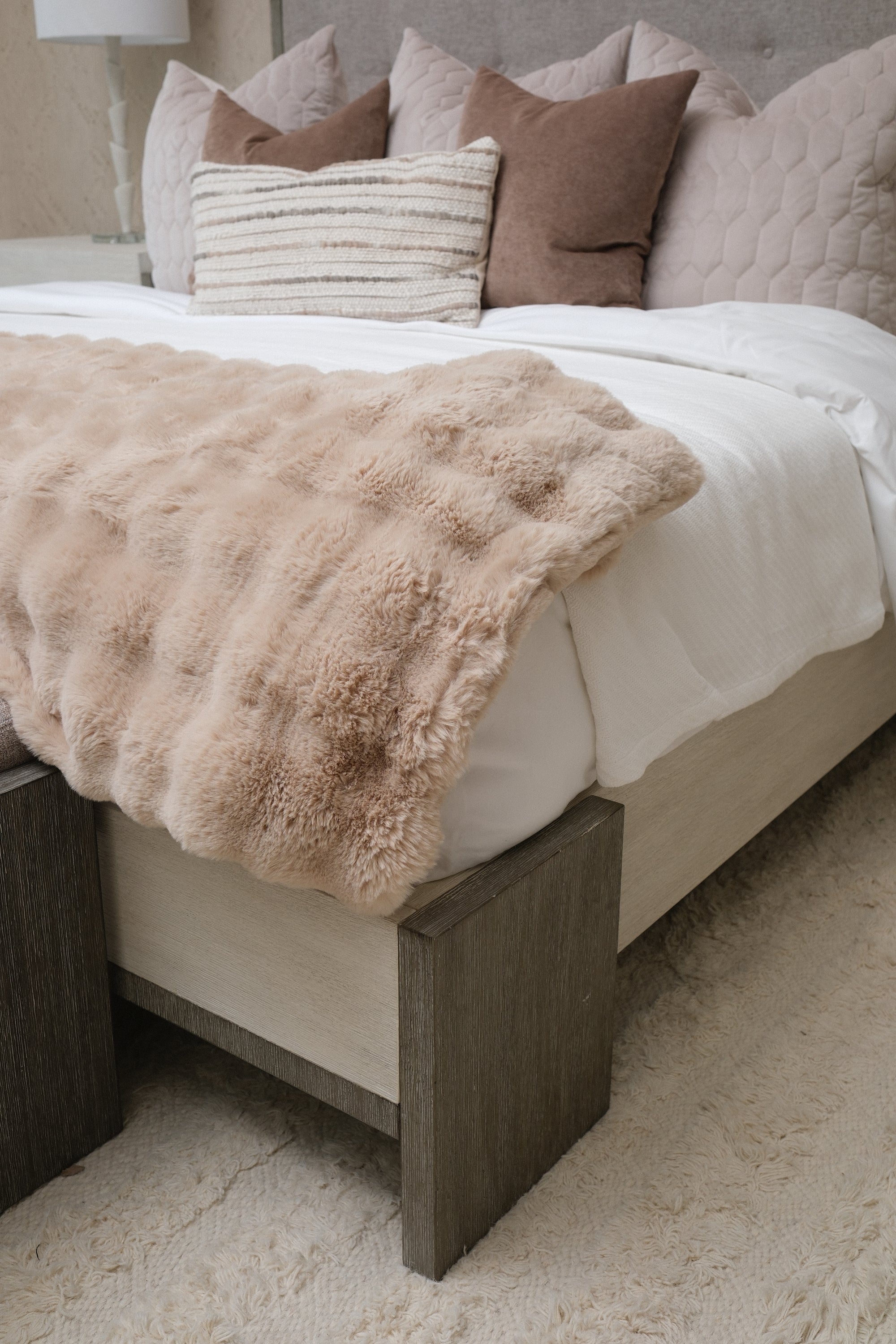 61"H BUTTON-TUFTED HB KING BED