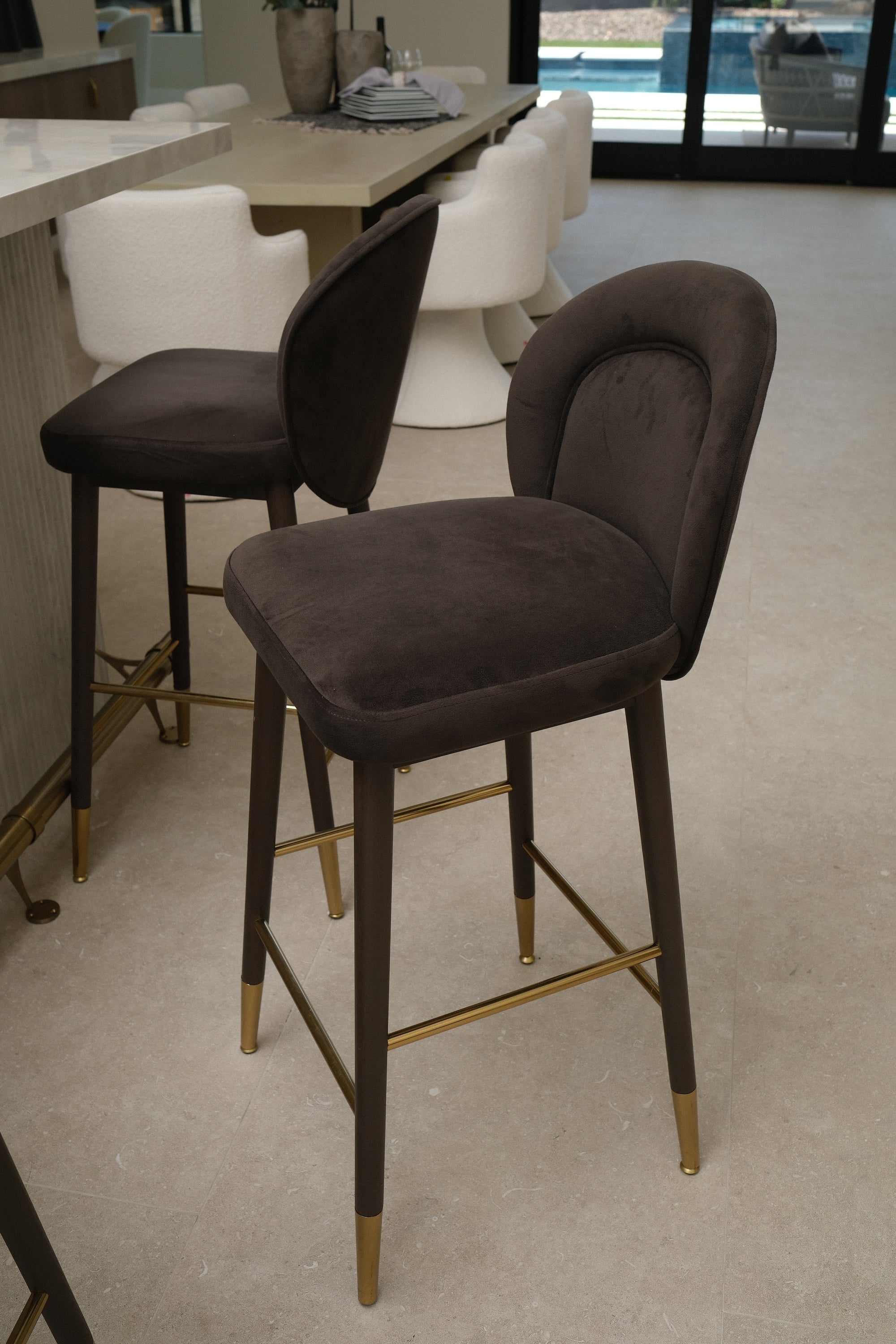 40.6"H CHARCOAL VELVET BARSTOOL 2