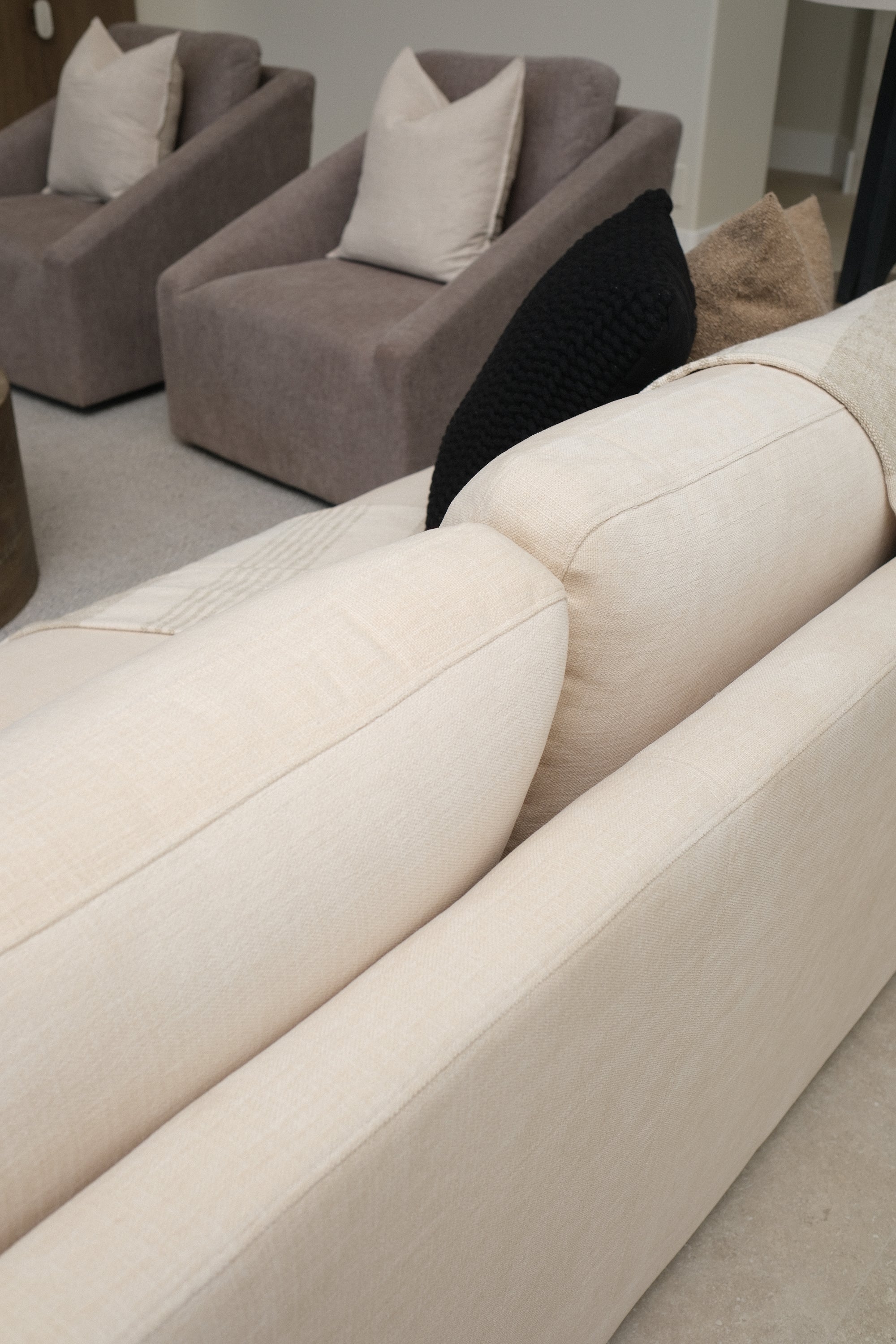 CREAM CHENILLE SOFA