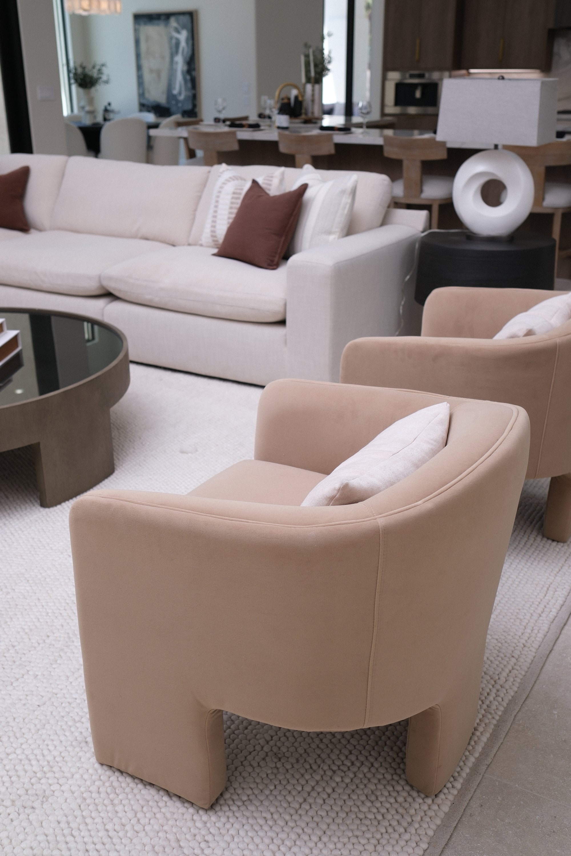 CAMEL VELVET ACCENT CHAIR 2