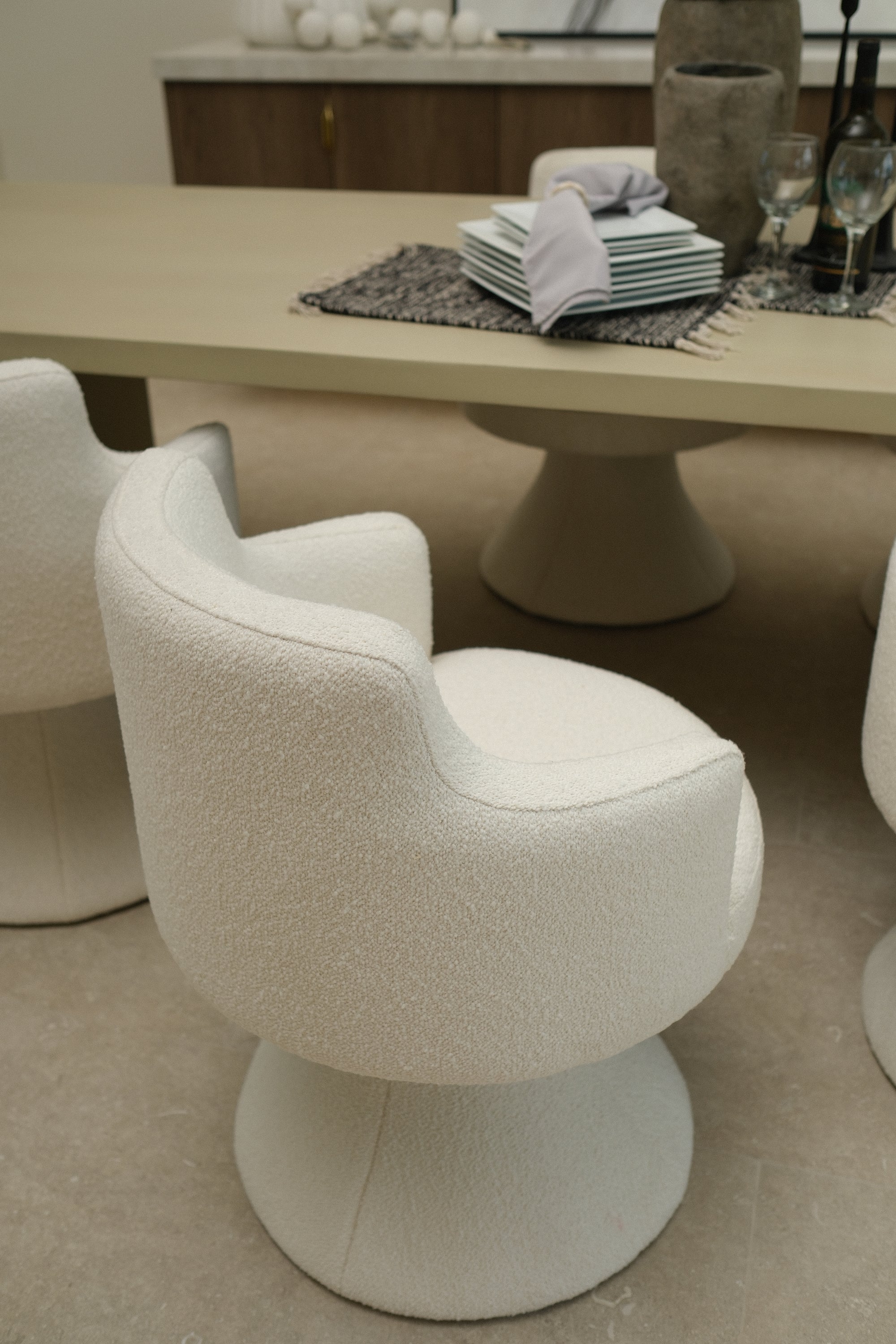 BOUCLE WHITE SWIVEL DINING CHAIR 3