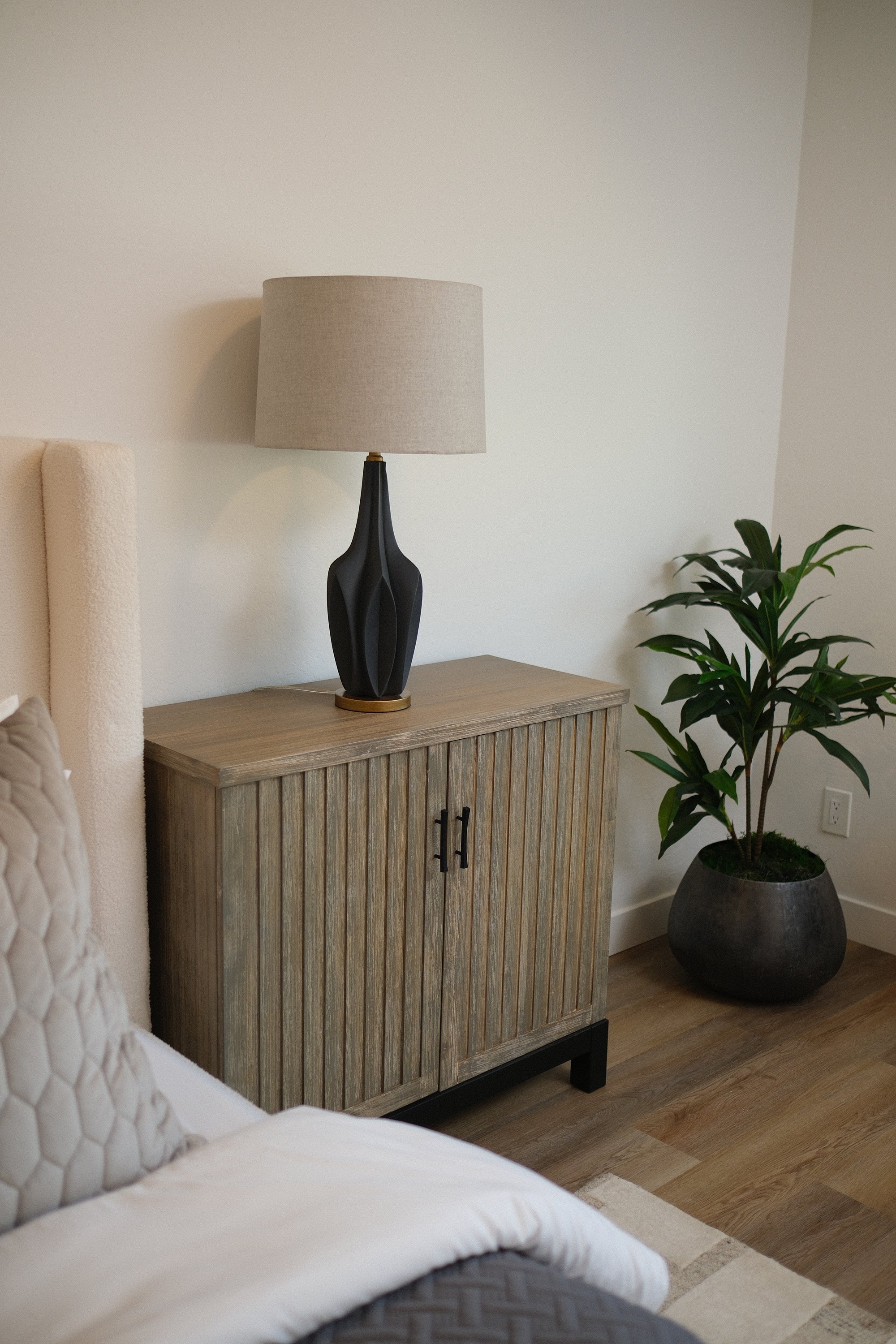 38"L WHITEWASHED 2-DR CABINET 2