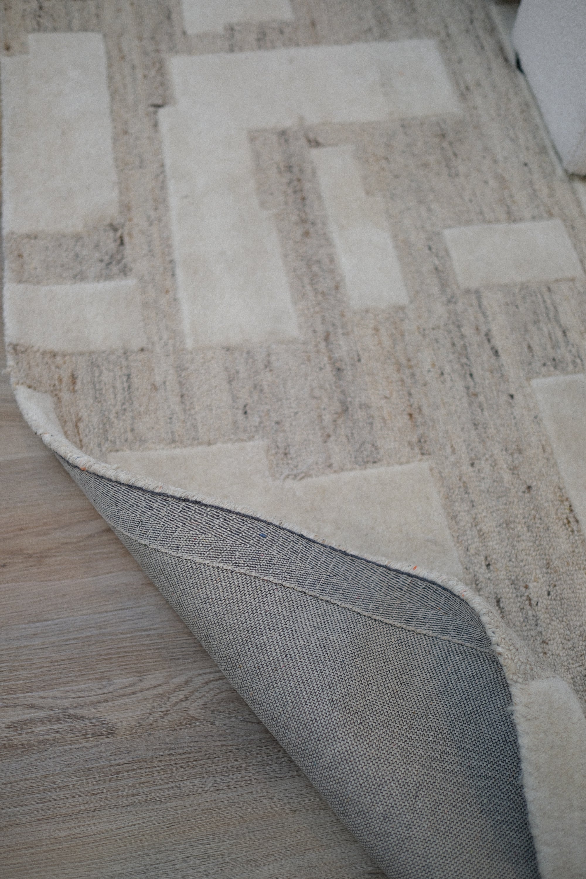 GEO DESIGN IVORY RUG 9'X12'