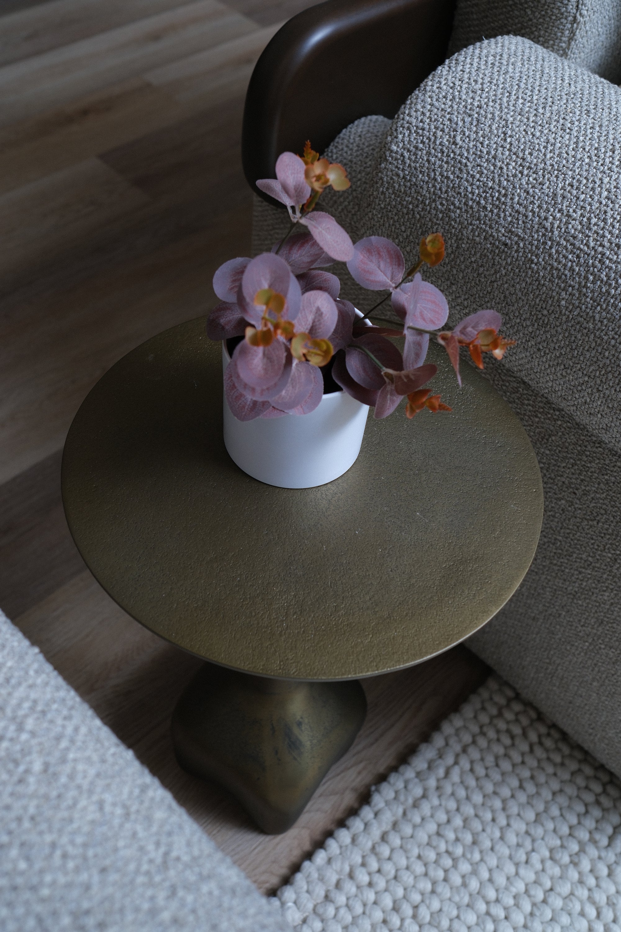13"L GOLD METAL ACCENT TABLE