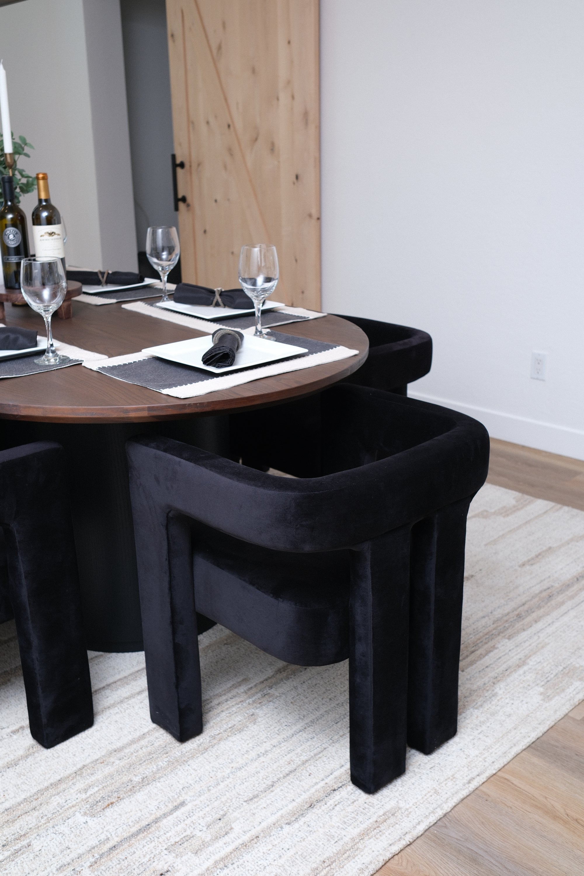 BLACK VELVET DINING CHAIR 1
