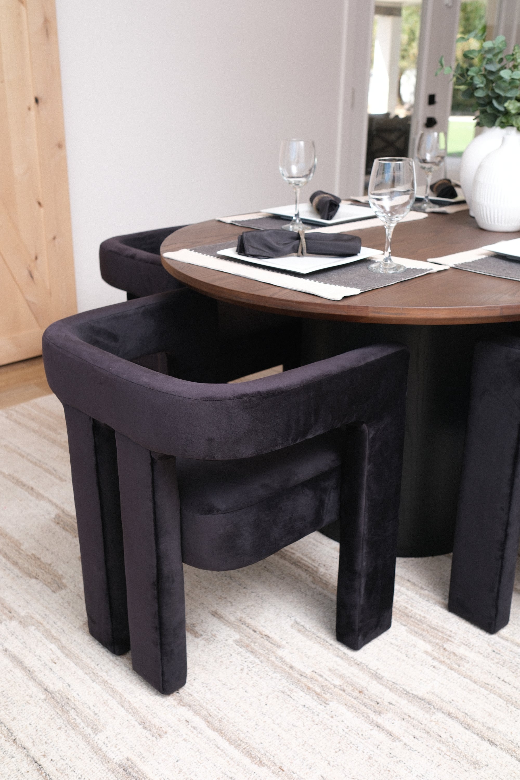 BLACK VELVET DINING CHAIR 5