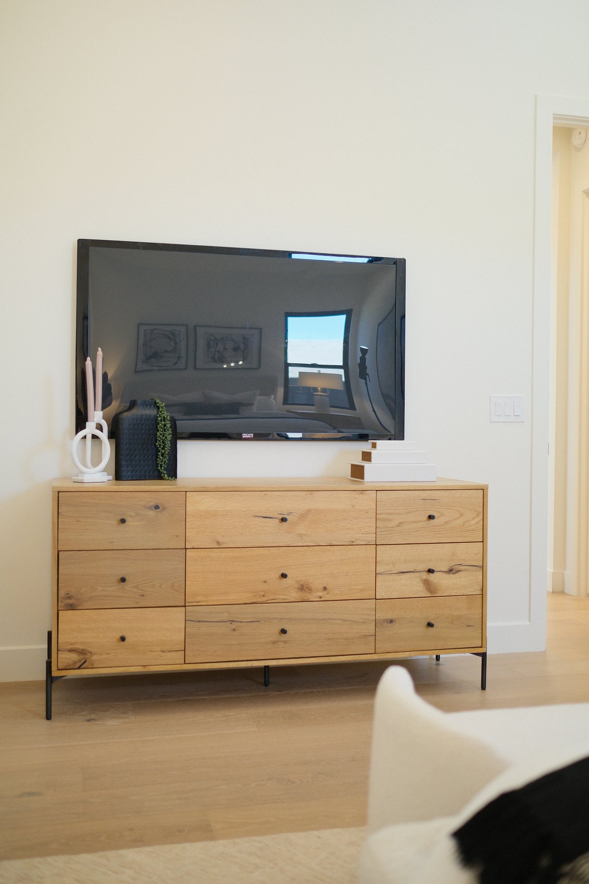 65.5"L 9 DRAWER DRESSER