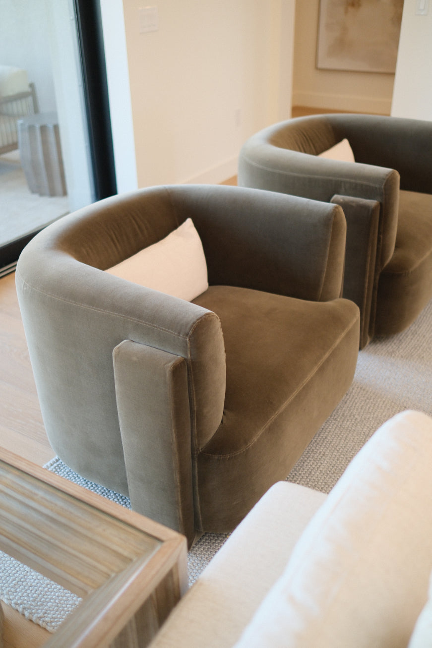 VELVET OLIVE GREEN ACCENT CHAIR A
