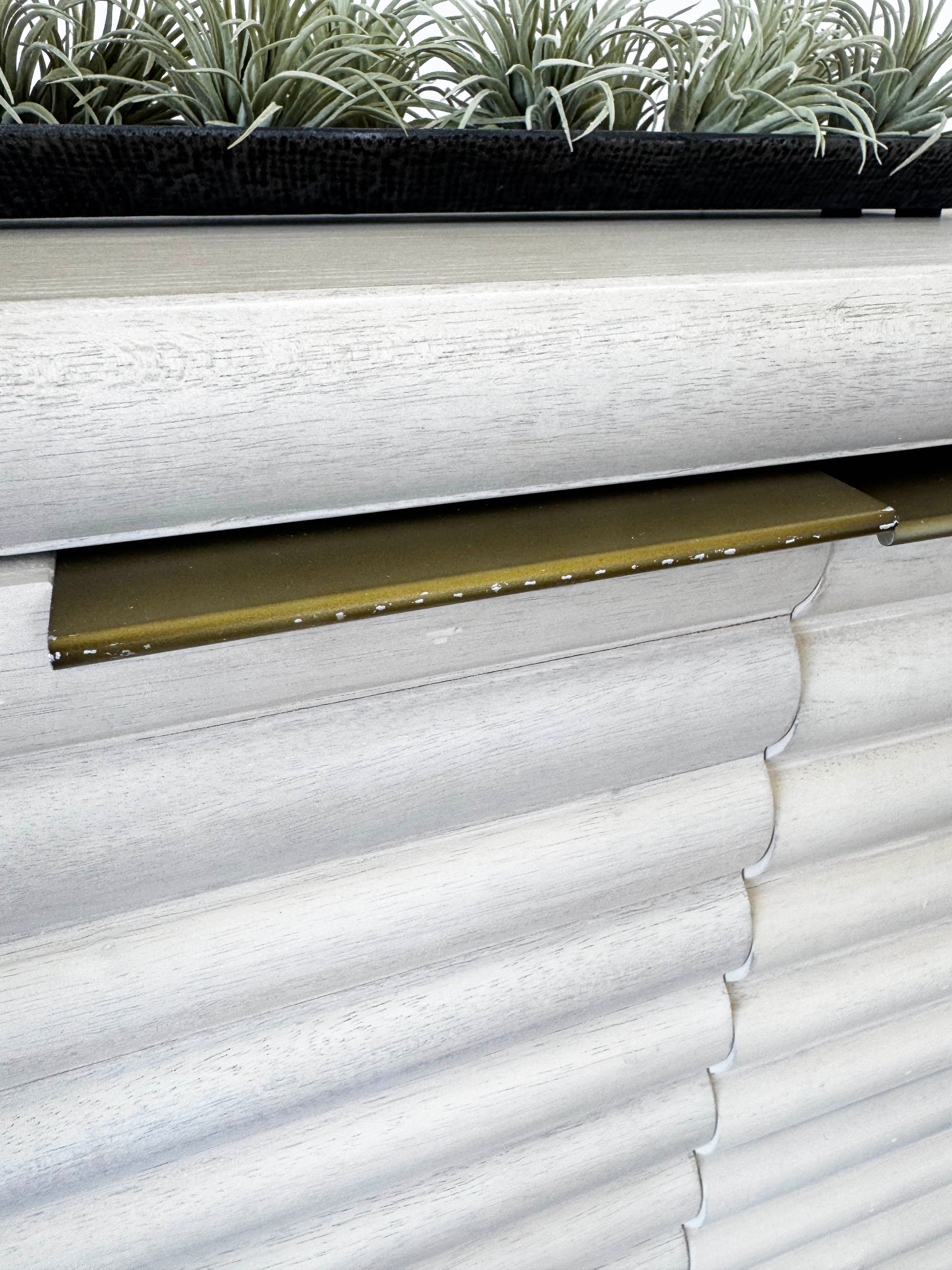 80"L RIBBED 4-DR SIDEBOARD