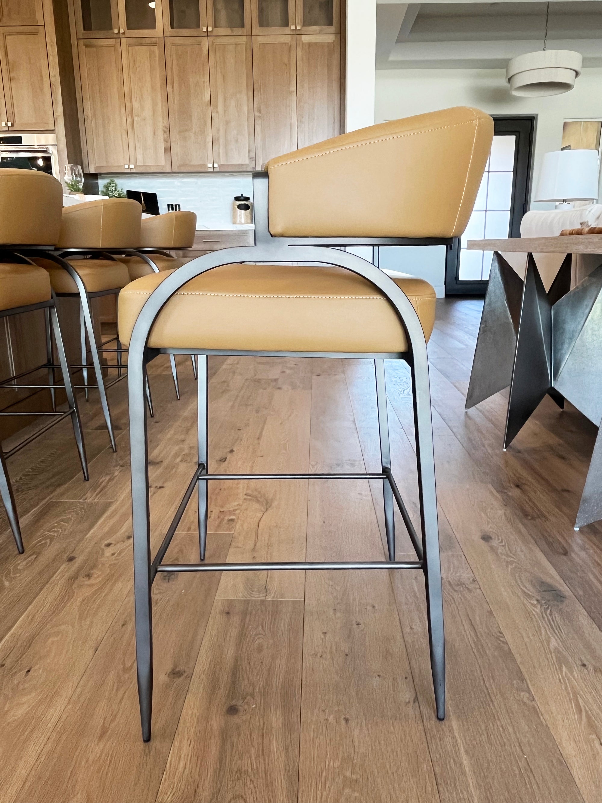 CAMEL LEATHER COUNTER STOOL