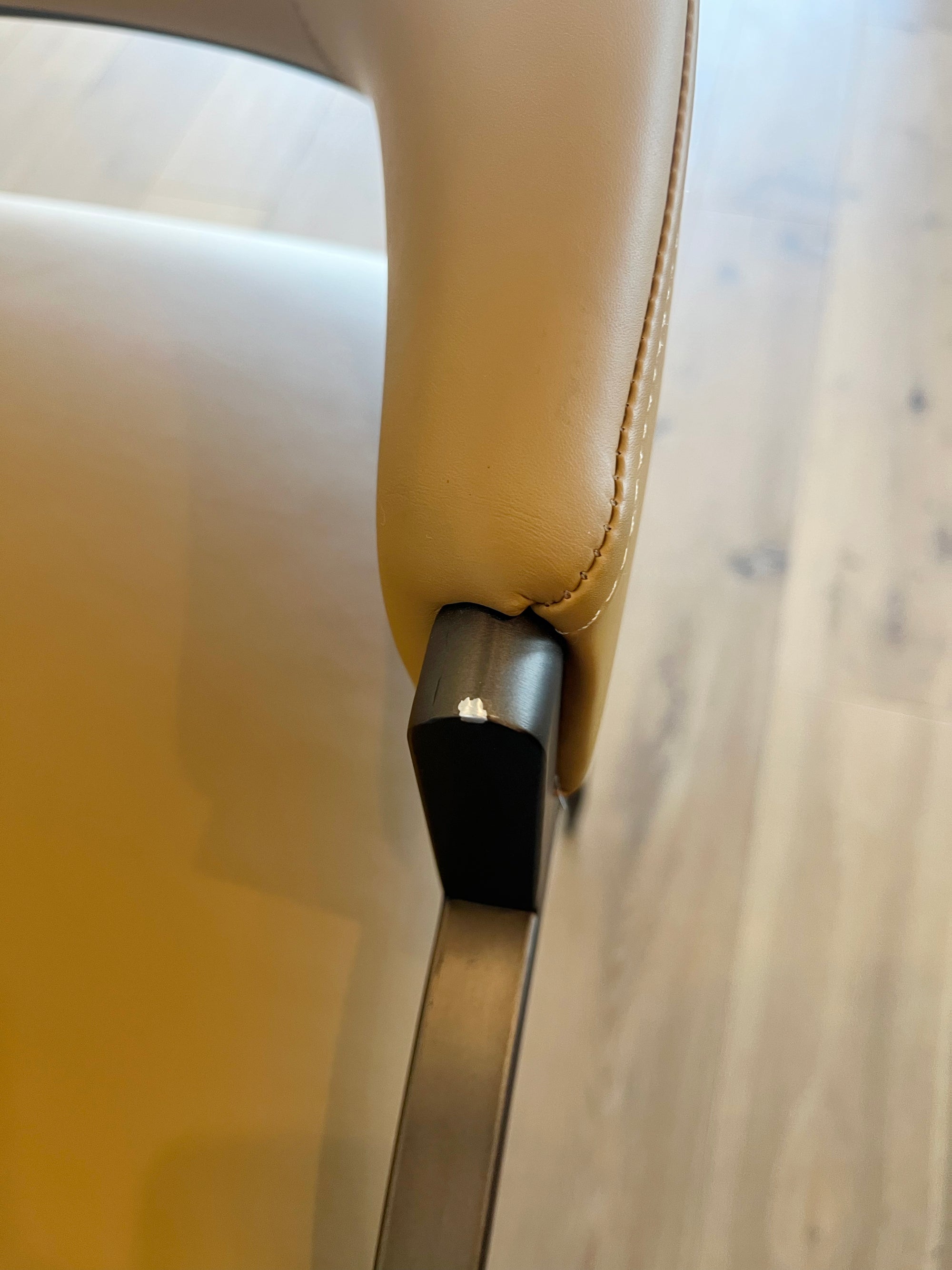 CAMEL LEATHER COUNTER STOOL 5