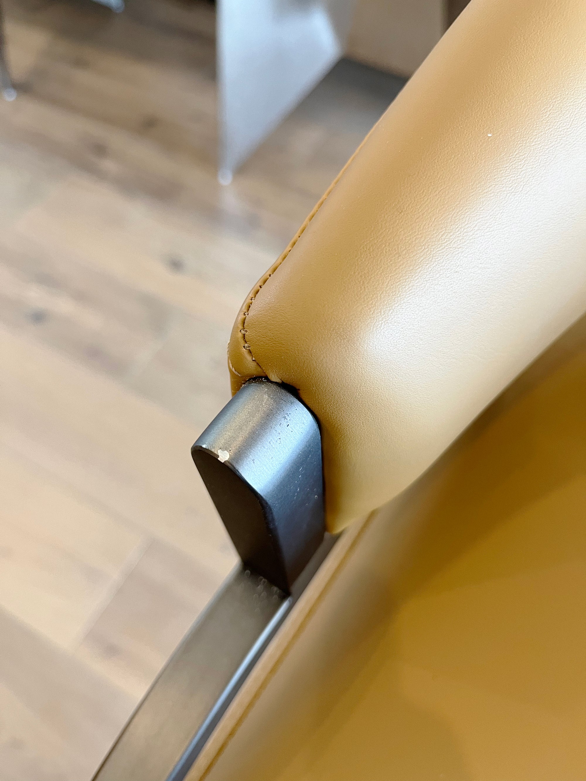 CAMEL LEATHER COUNTER STOOL 7