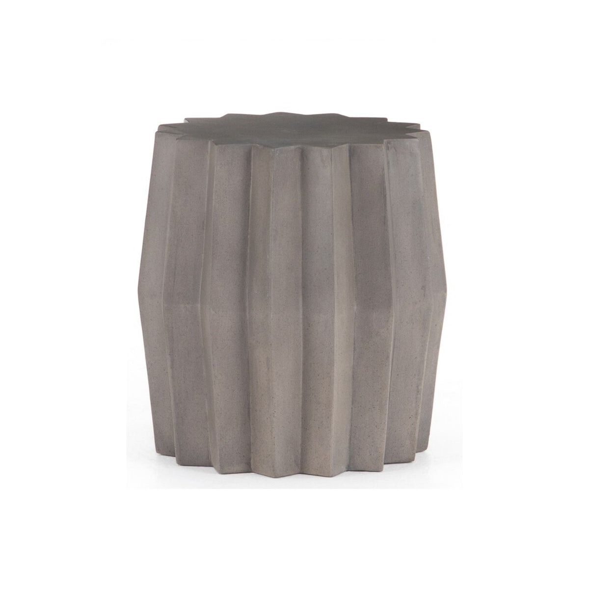 18.5"R OUTDOOR CONCRETE END TABLE A