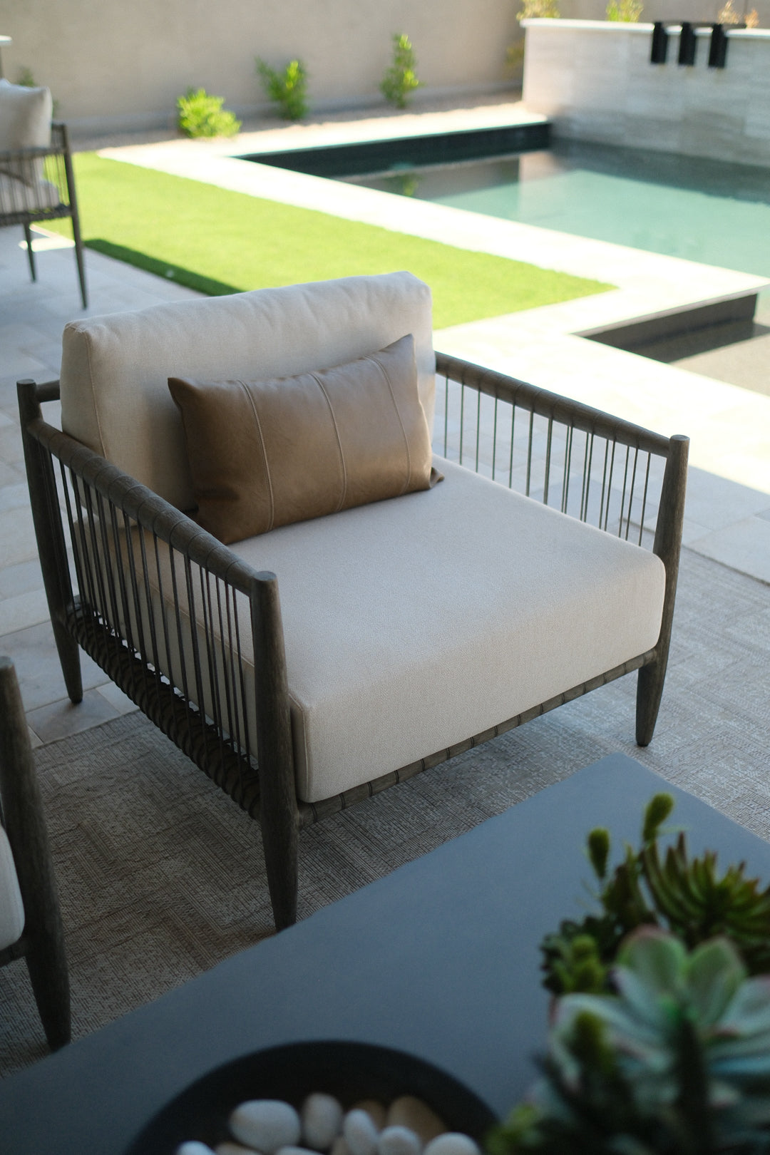 DARK GREY LOUNGE CHAIR B
