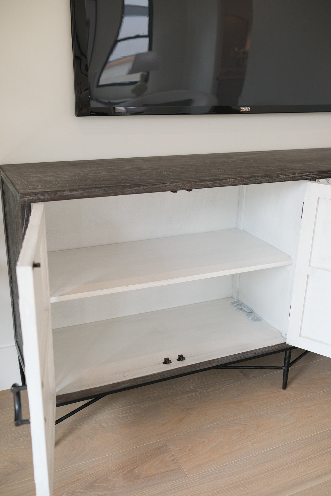 79"L 2-TONE 4-DR SIDEBOARD