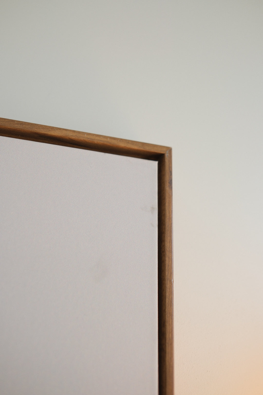 BLACK HALF-CIRCLE CANVAS 24X36