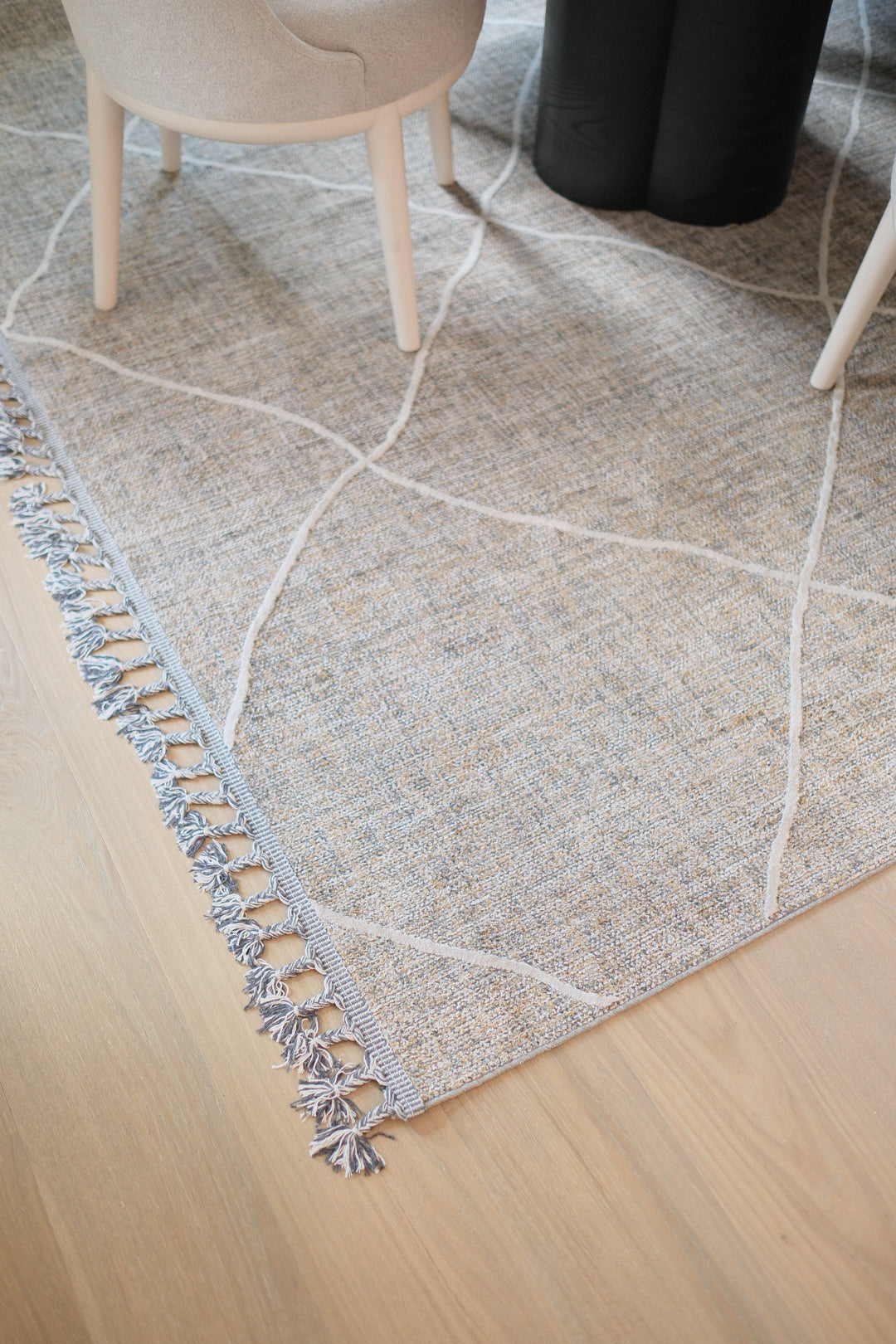 DIAMOND TAN RUG 9.2 X 12