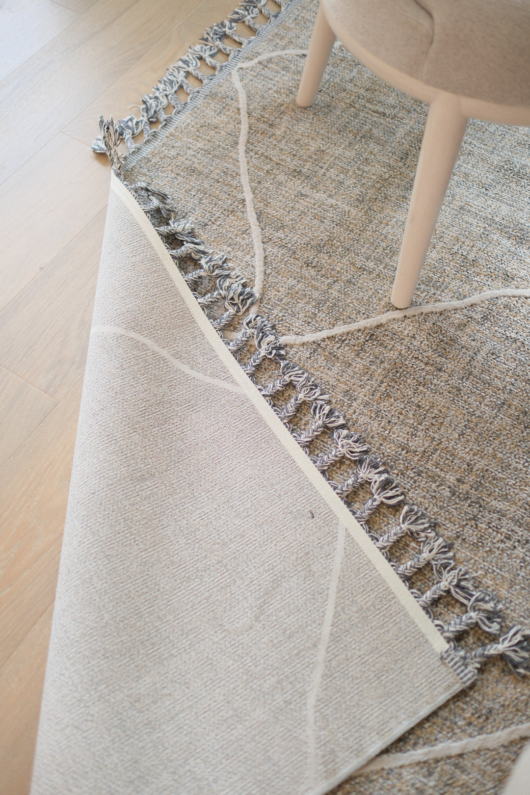DIAMOND TAN RUG 9.2 X 12