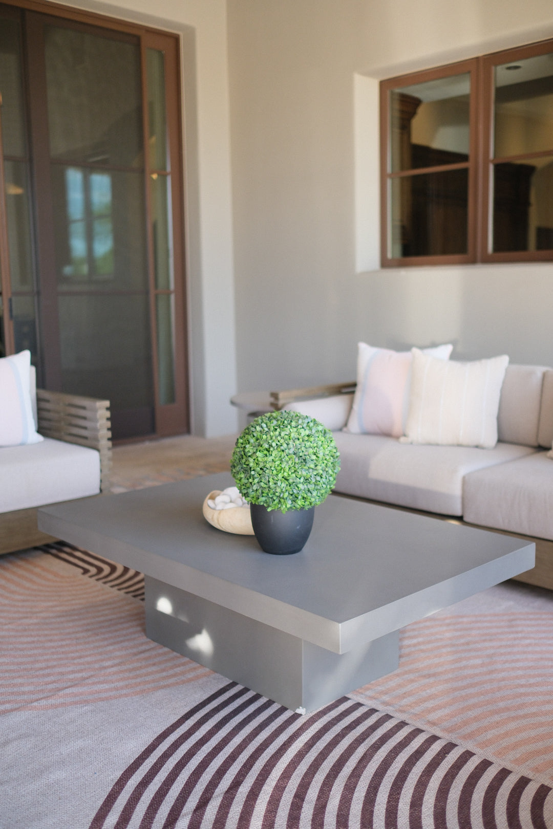 51"l CONCRETE OUTDOOR COFFEE TABLE OL