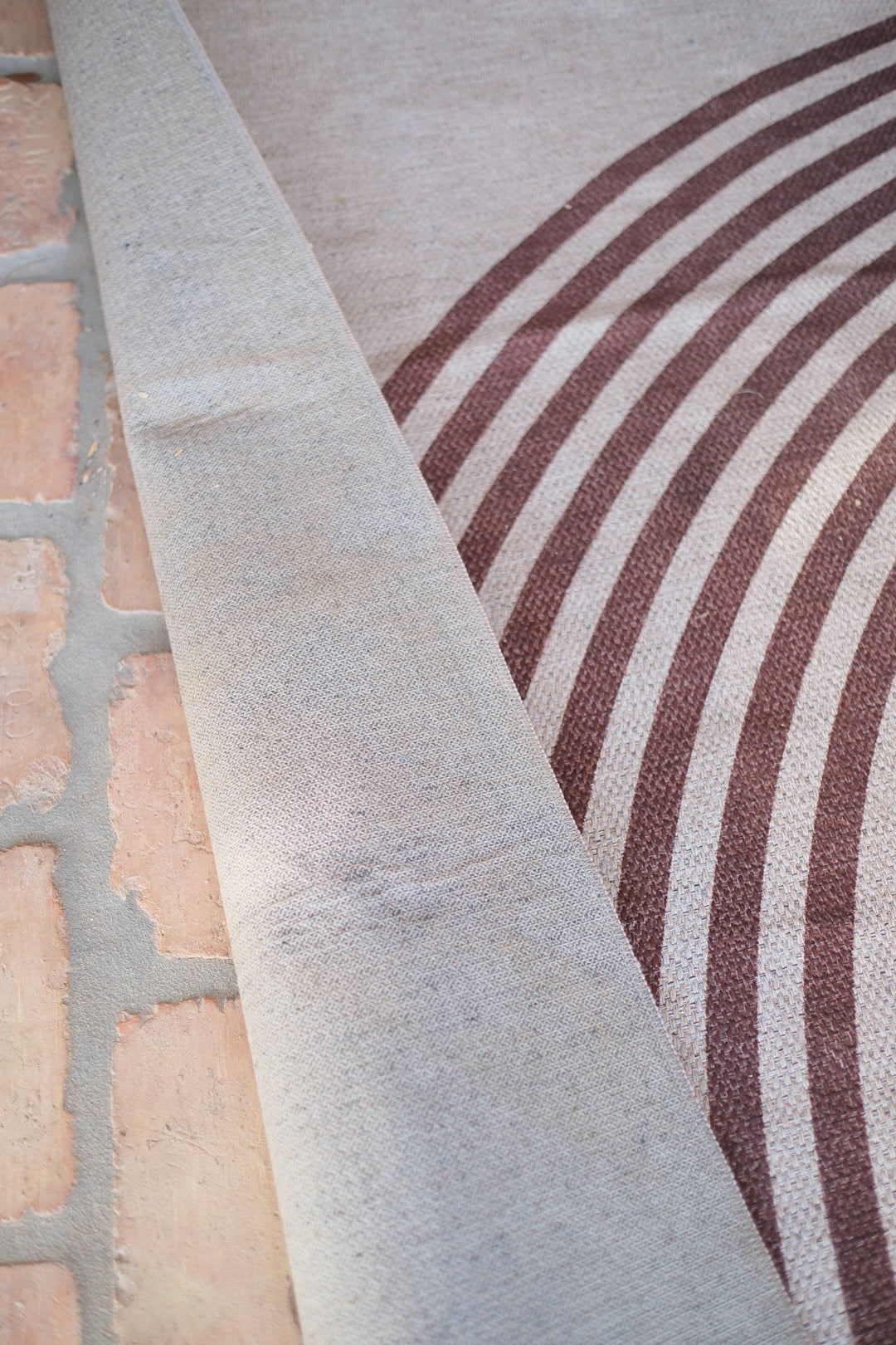 RAINBOW JUTE OUTDOOR RUG, BLACK 9X12
