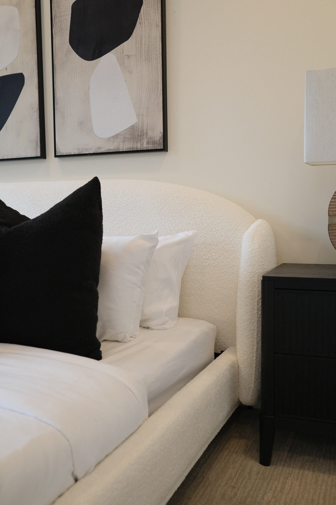 41"H WHITE KING BED