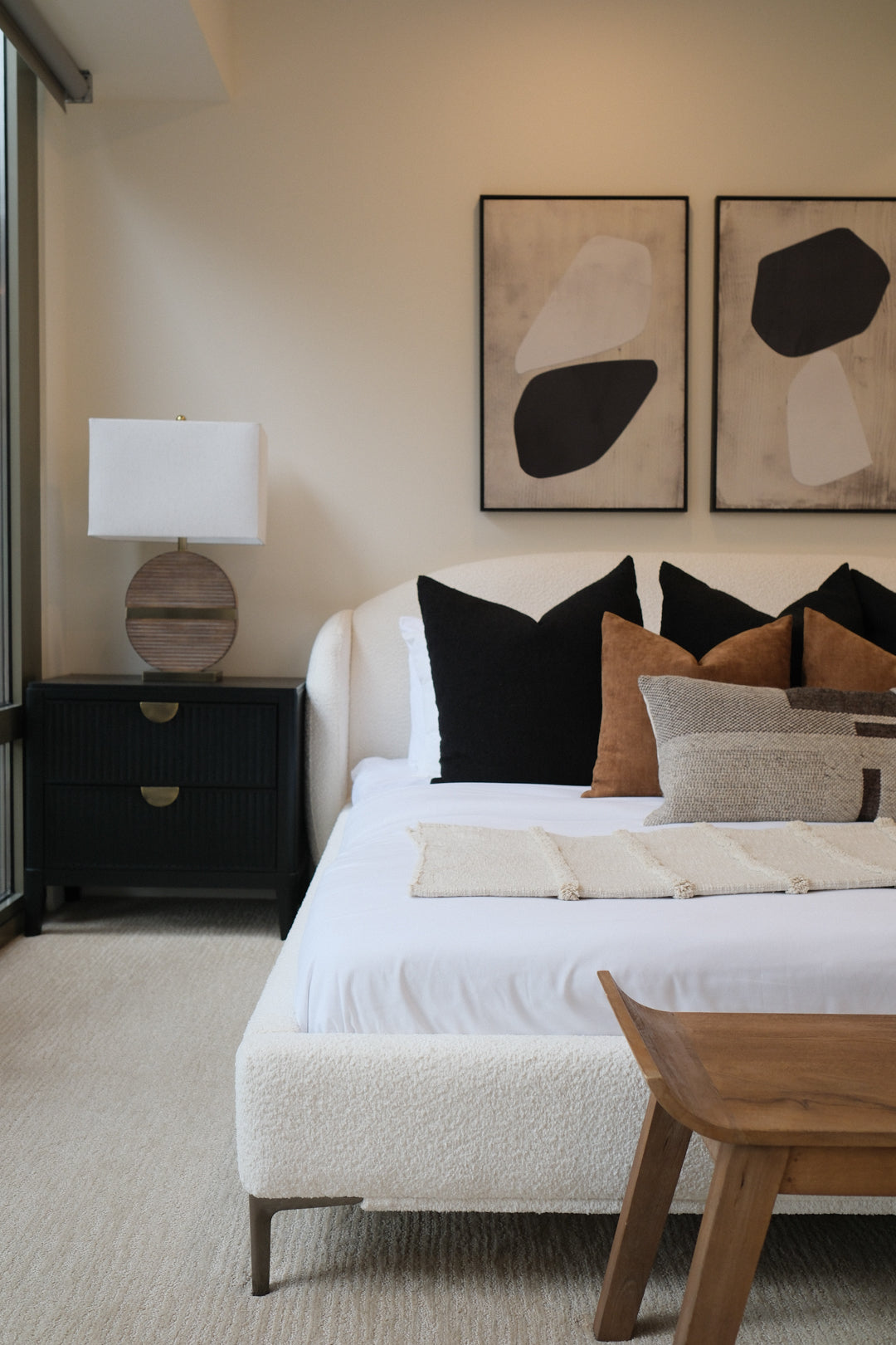 41"H WHITE KING BED