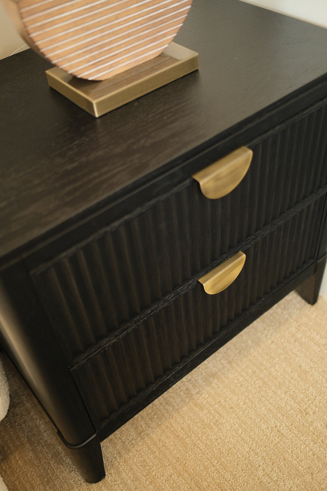 28"L BLACK RIBBED NIGHTSTAND B