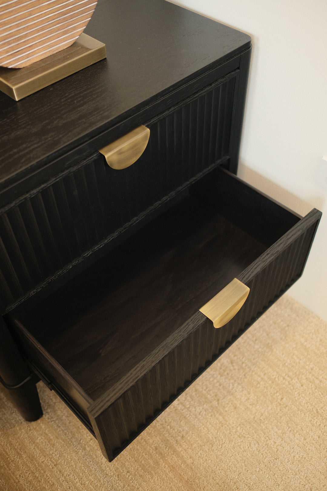 28"L BLACK RIBBED NIGHTSTAND B