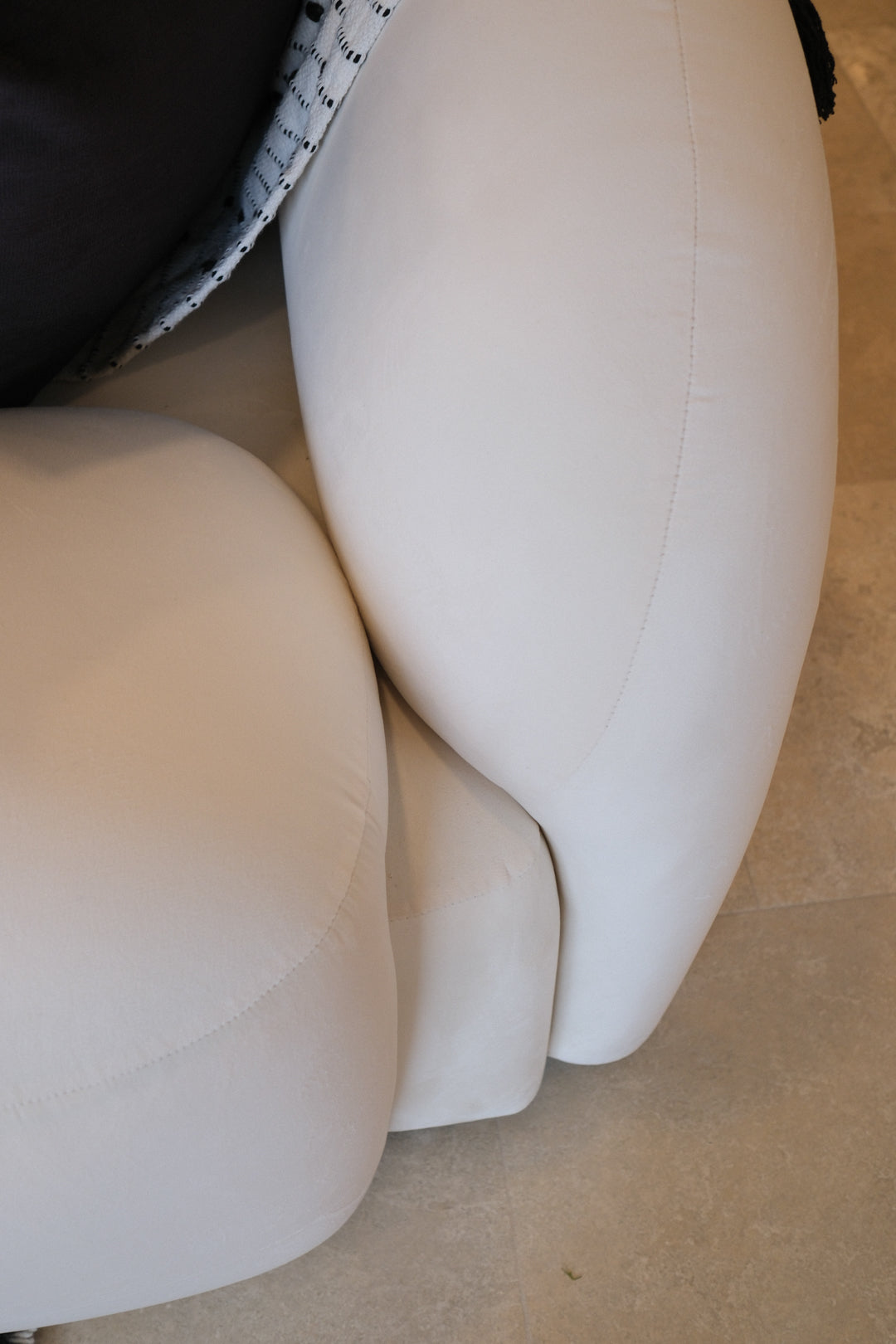 100"L CREAM VELVET SOFA WL