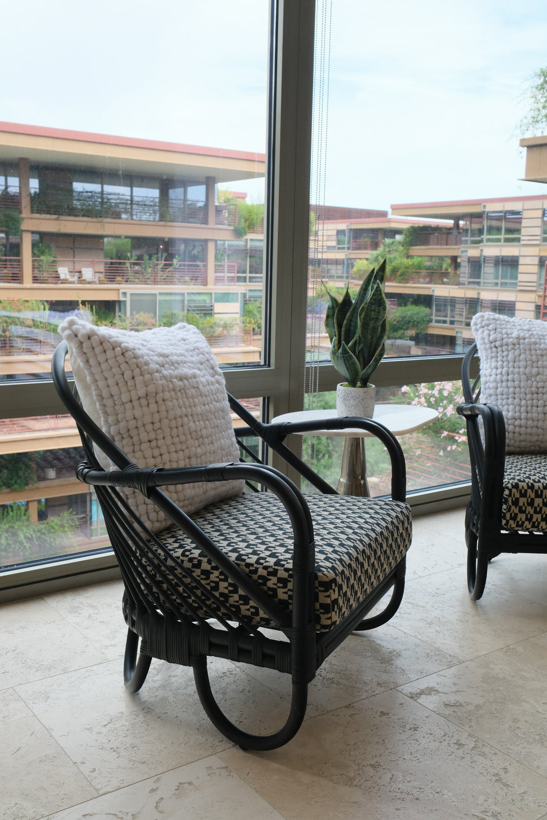 EBONY RATTAN CHAIR A
