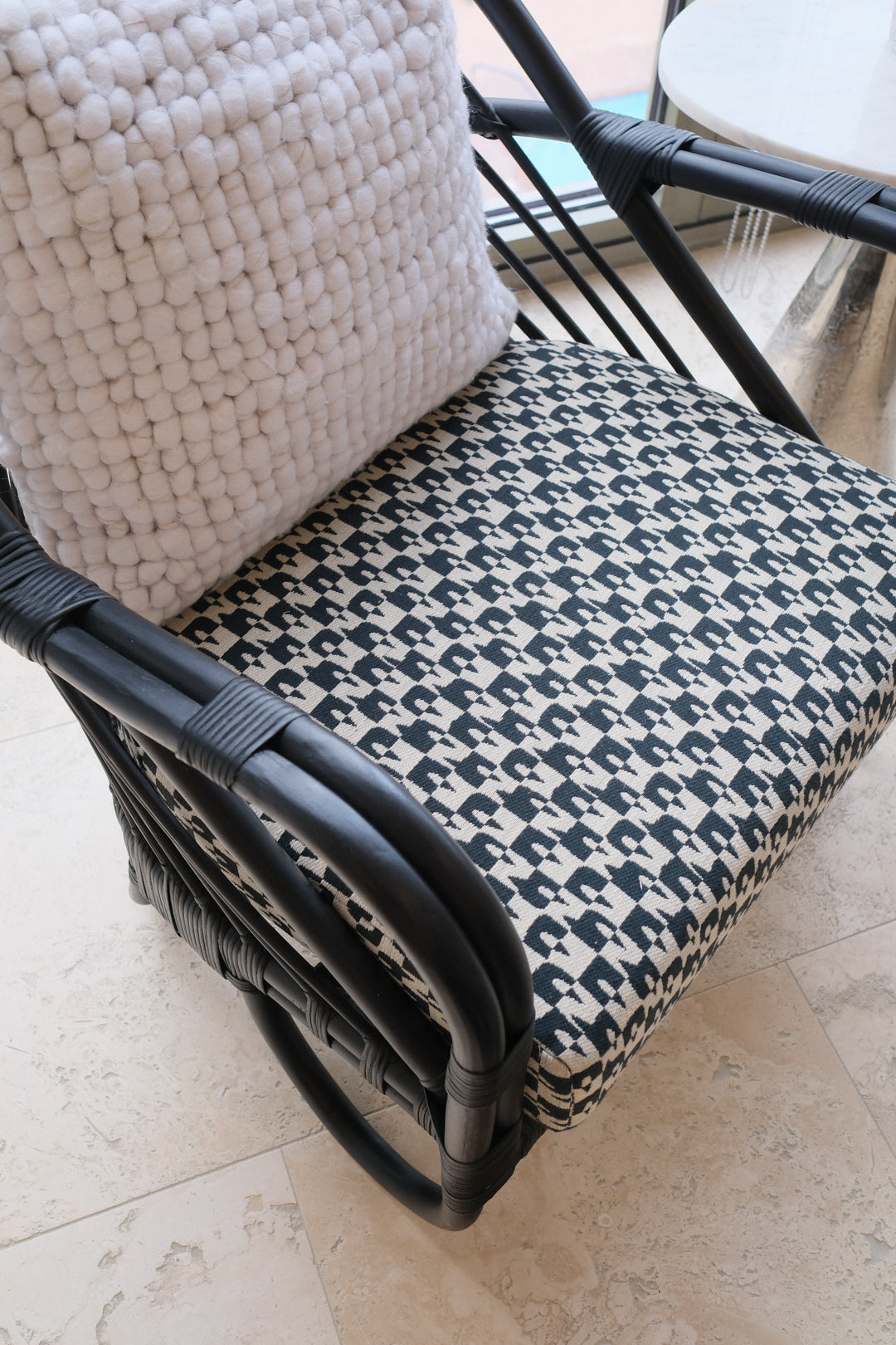 EBONY RATTAN CHAIR A