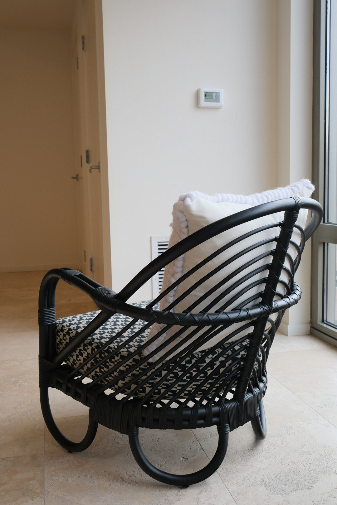 EBONY RATTAN CHAIR A