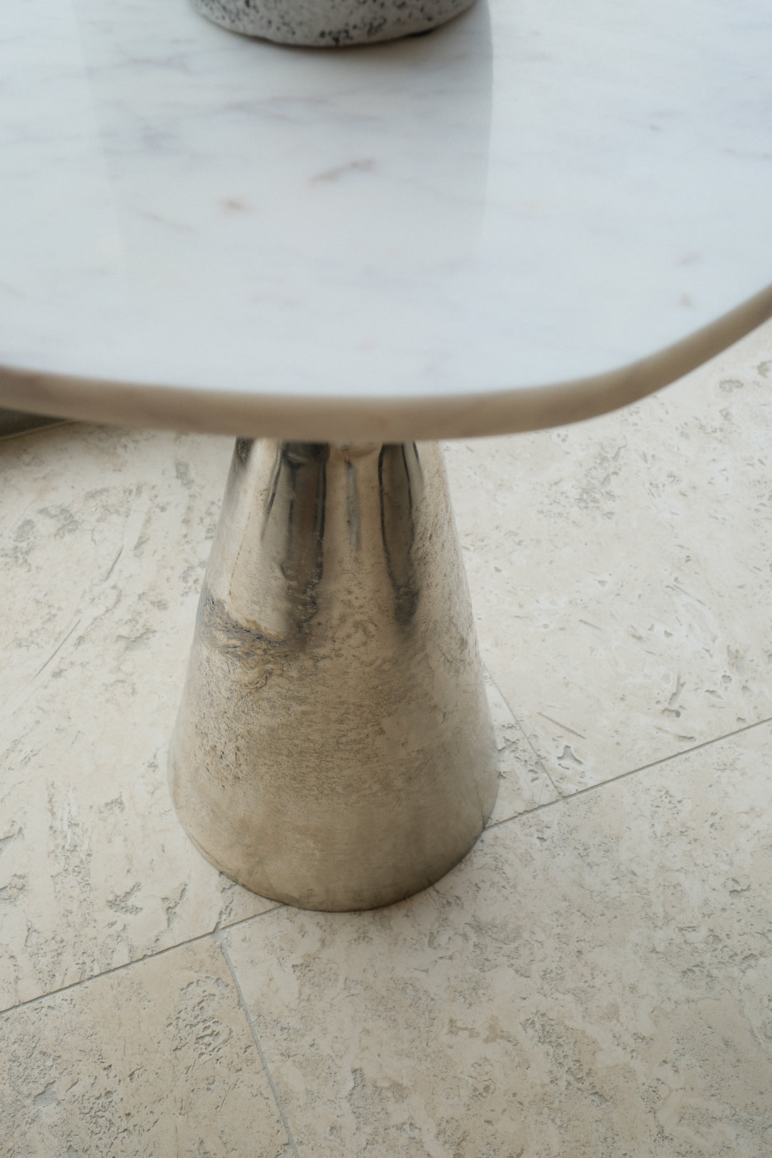 22"L SILVER ALUM. END TABLE