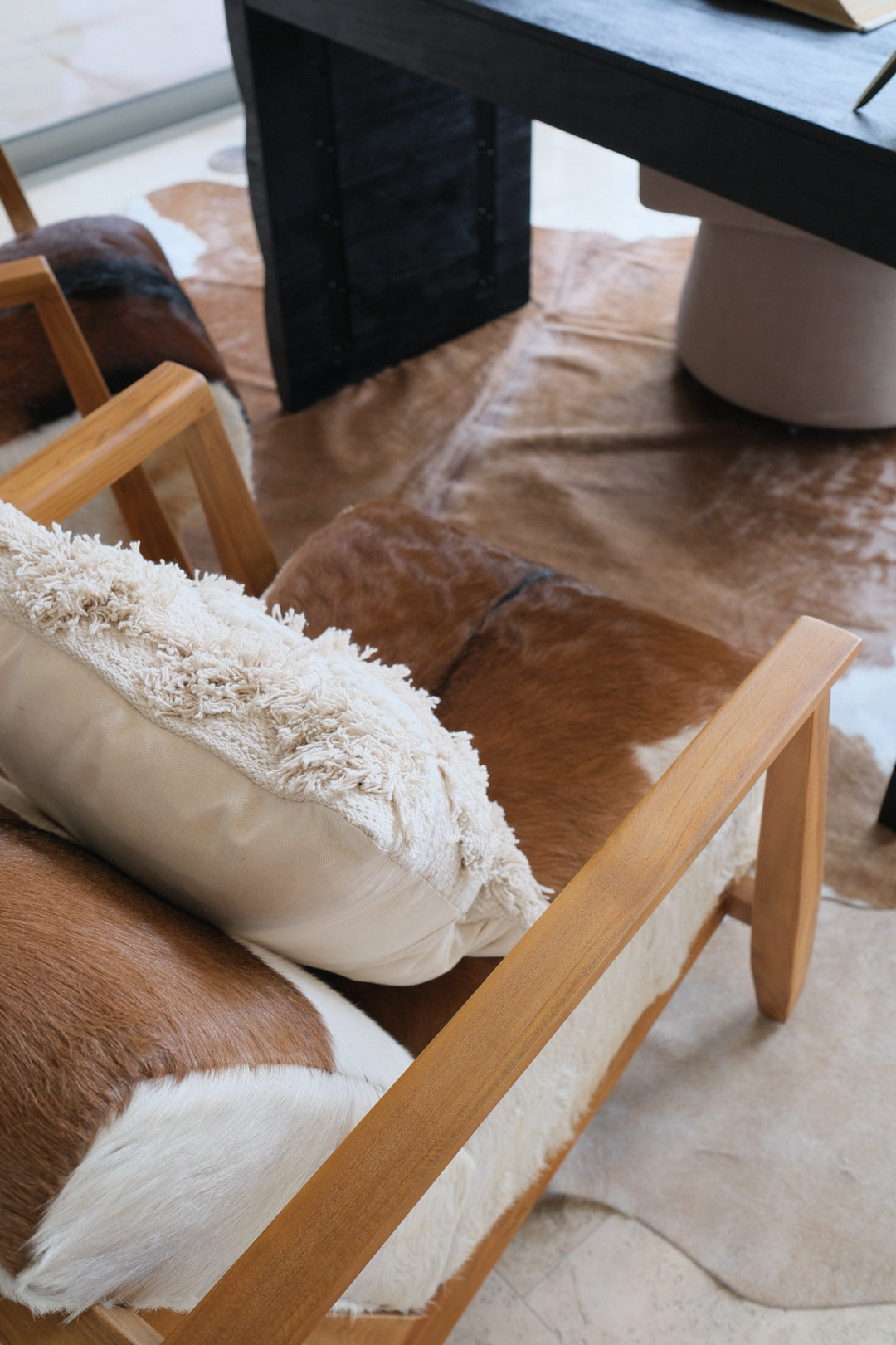 GOAT HIDE &amp; WOOD ACCENT CHAIR A